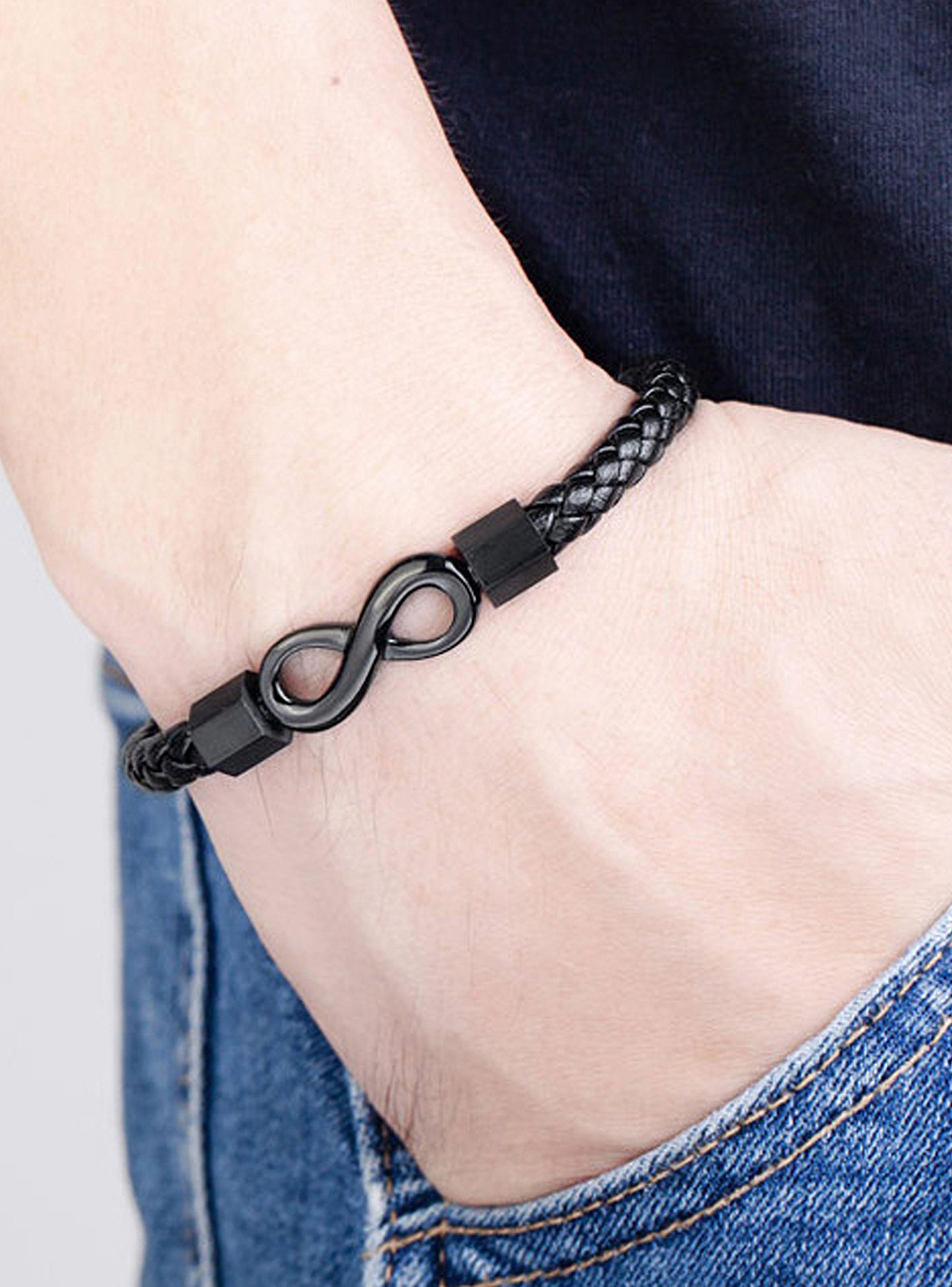 Pulsera de Cuero Negro con Broche a Presión y Dije Infinito Pequeña-2