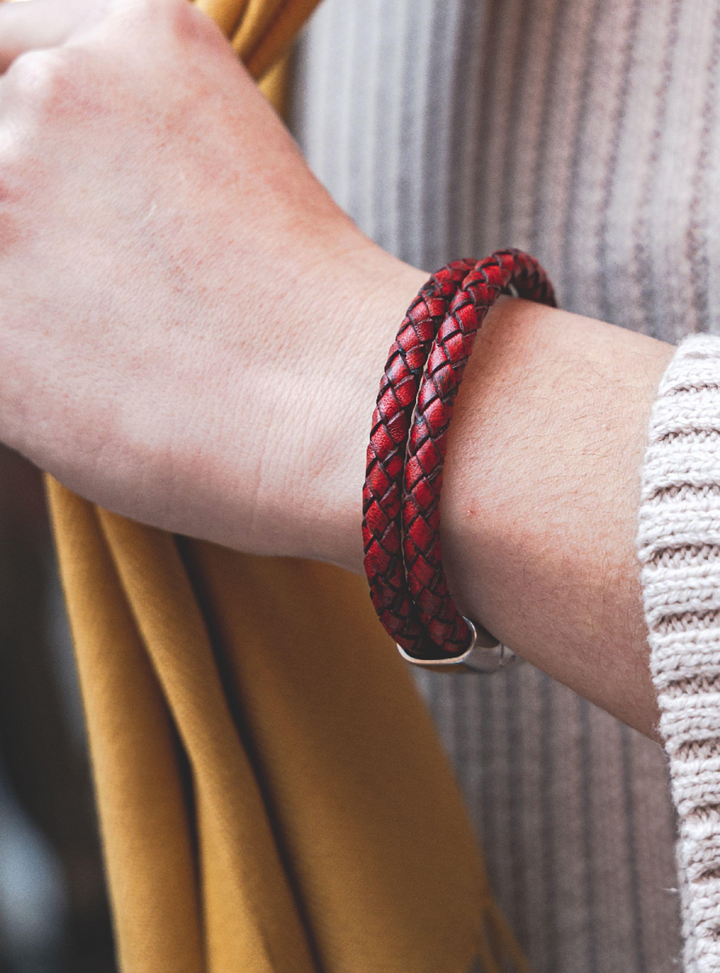 Pulsera de Cuero Rojo Trenzado con Broche Acero-3