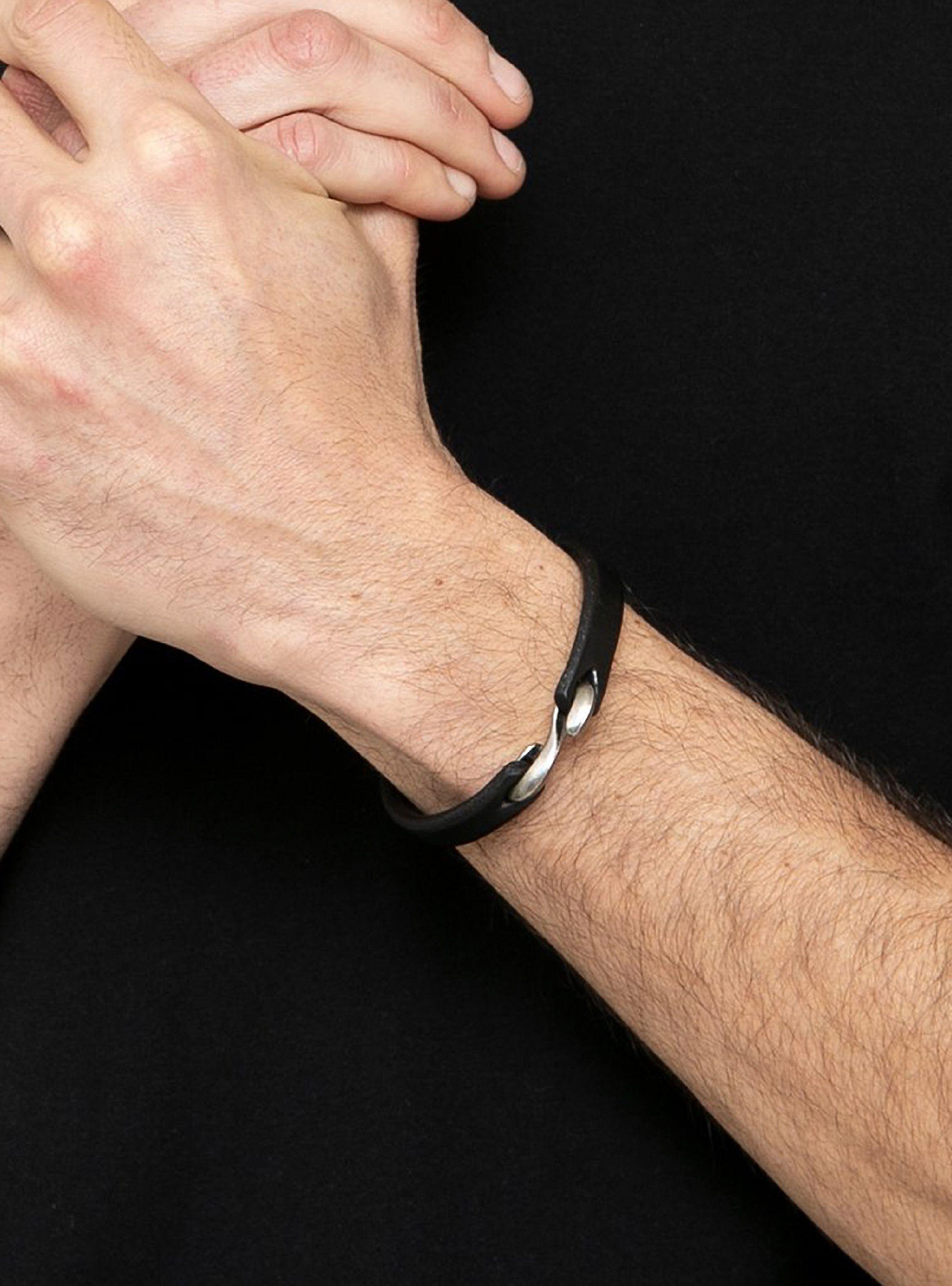 Pulsera Cuero Lisa Negra-3