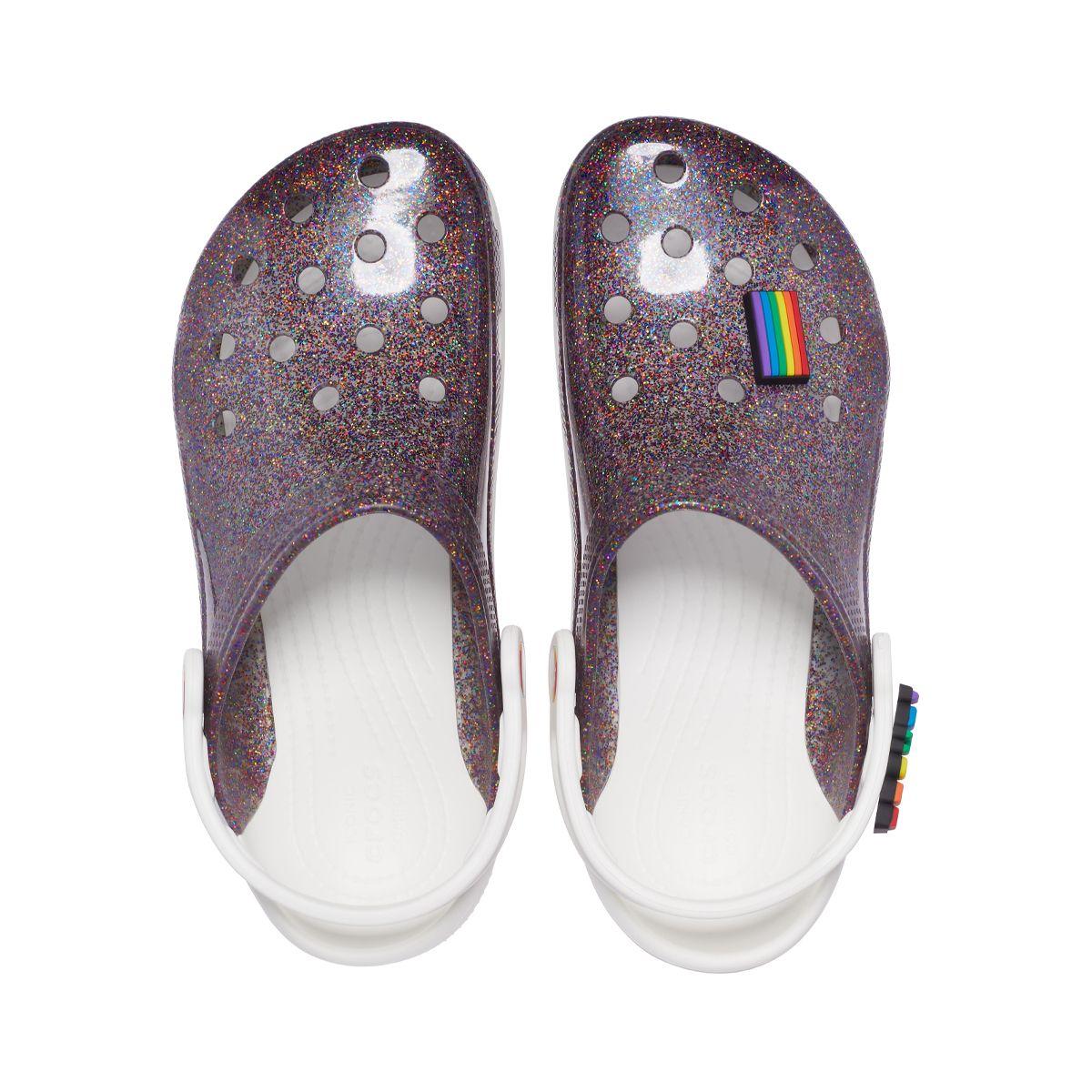 Zueco Crocs Classic Translucent Glitter Unisex Pride White-5