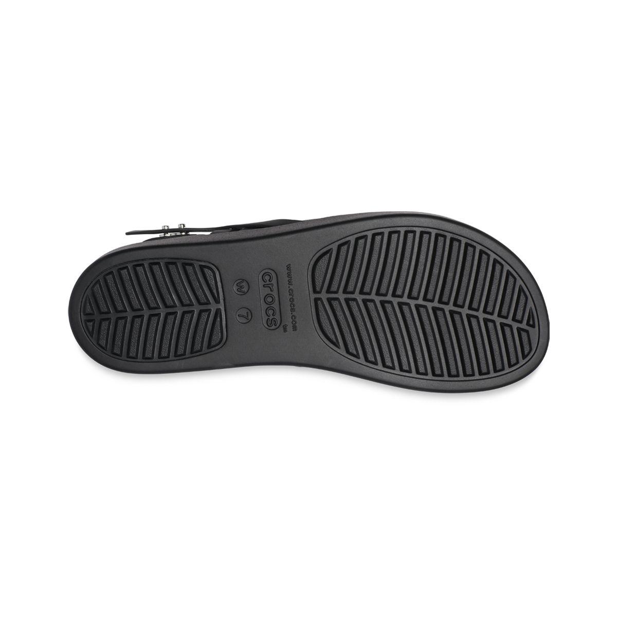 Sandalia Crocs Brooklyn Strappy Low WdgW Mujer Black-3