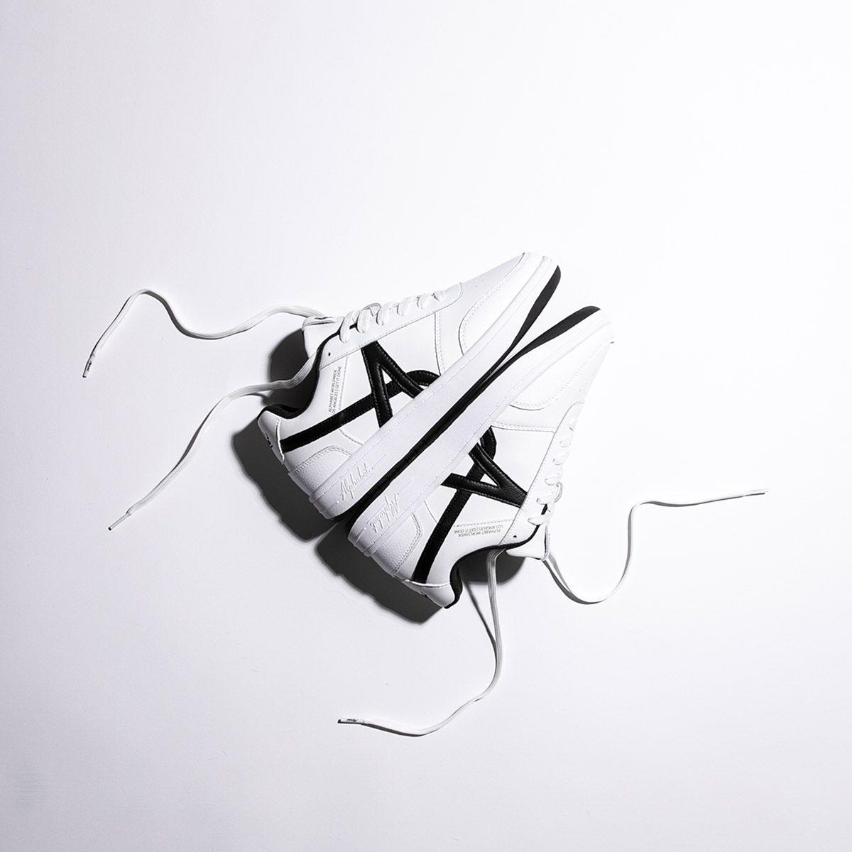 Zapatillas ALPHABET Blanca Hombre Beverly Low 567-1