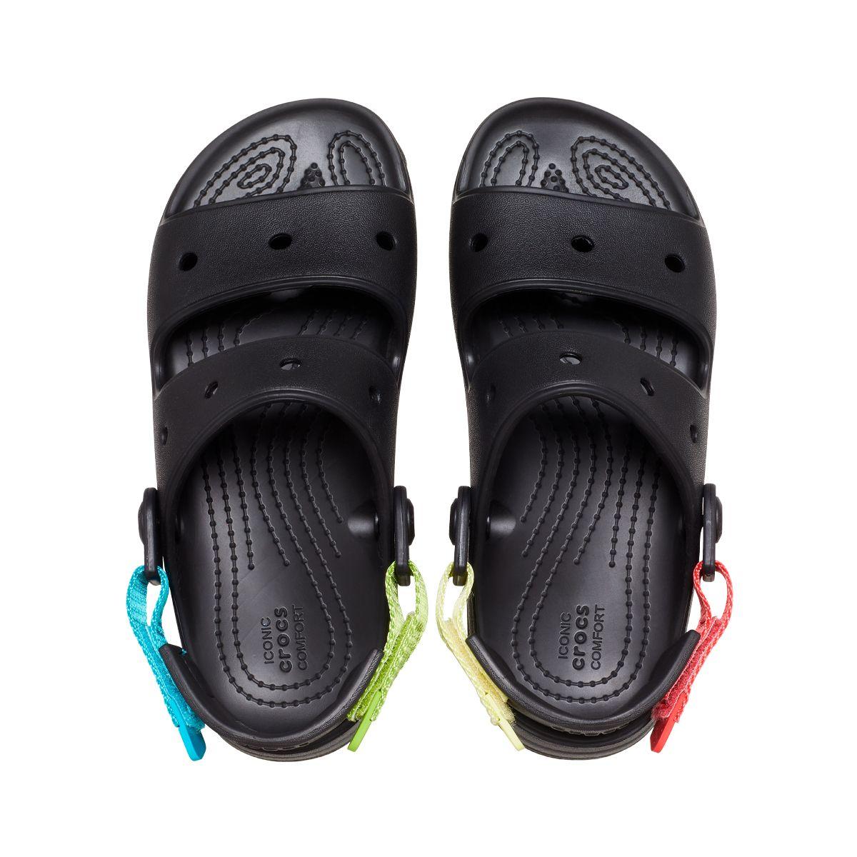 Sandalia Crocs Classic All Terrain Niño Black/Multi-5