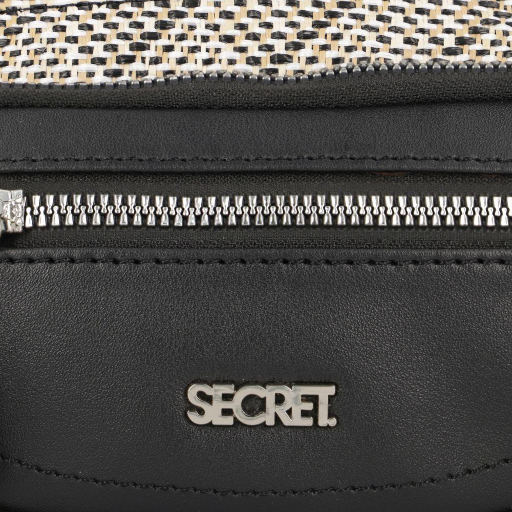 Banano Uruguay Casual Negro Secret S-4