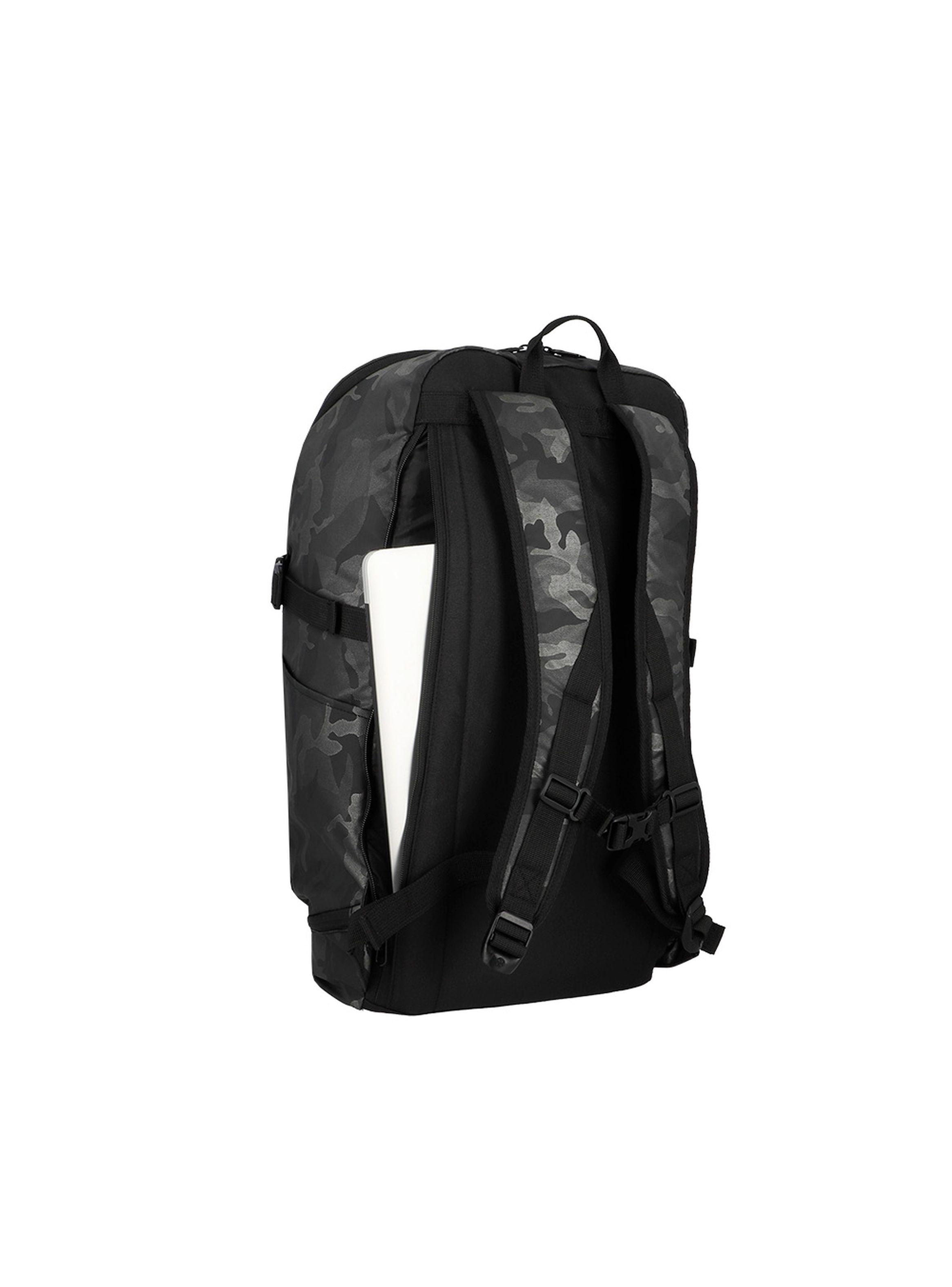 Mochila Deportiva Xtrem Quator 2.0 3XT Negro/Militar L-6