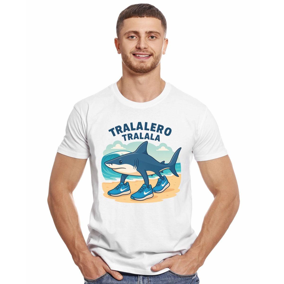 TRALALERO TRALALA POSTER BRAINROT ITALIANO POLERA MANGA CORTA HOMBRE-2