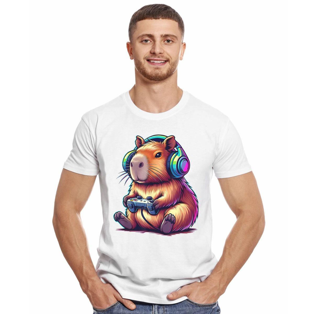 CAPIBARA AUDIFONOS JUGANDO VIDEOJUEGOS CAPYBARA POLERA MANGA CORTA HOMBRE-2