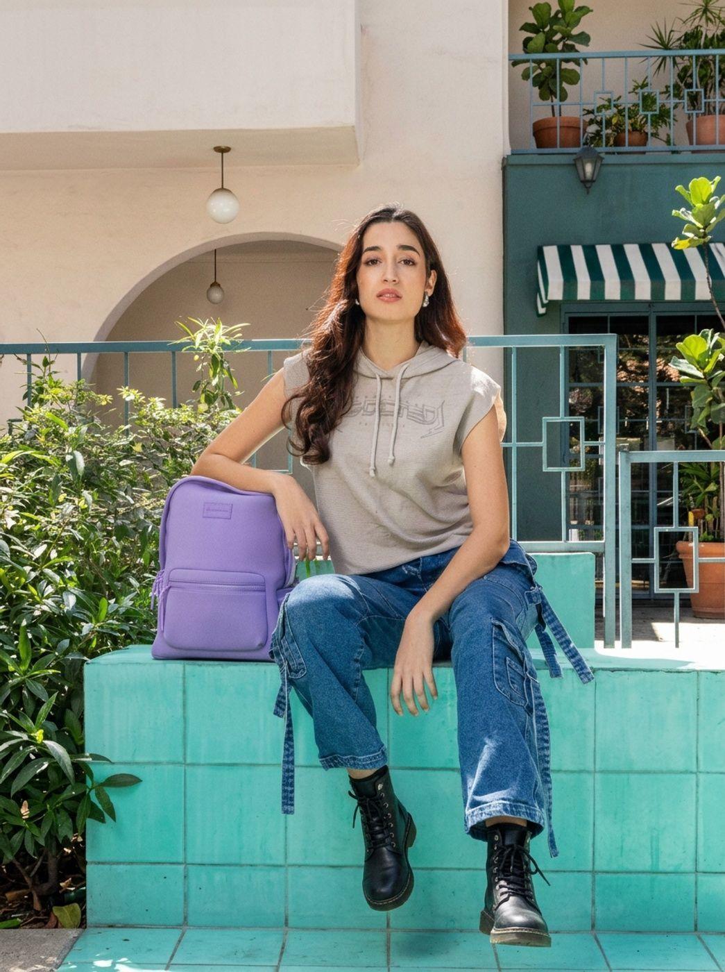 Mochila Cool Capital SLAY 14 Lila Urbana Para Uso Diario-5