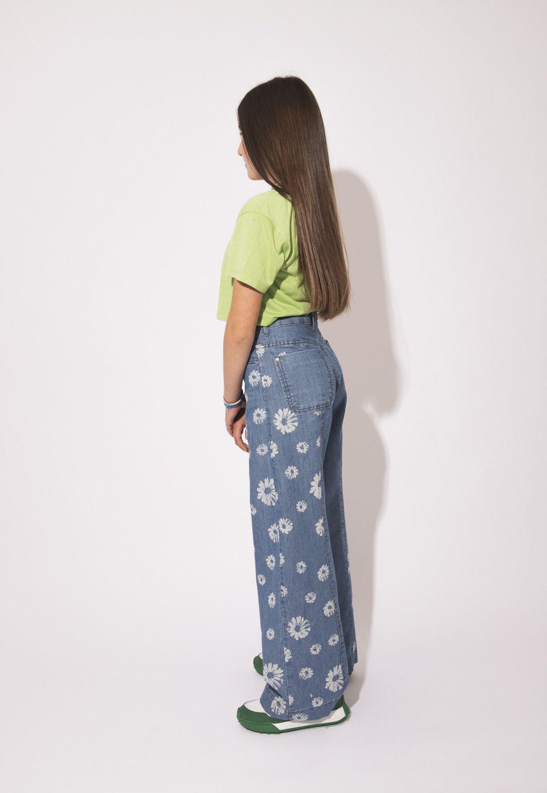 JEANS PALAZZO PONDIA CORTES Y ESTAMPADO AZUL-2