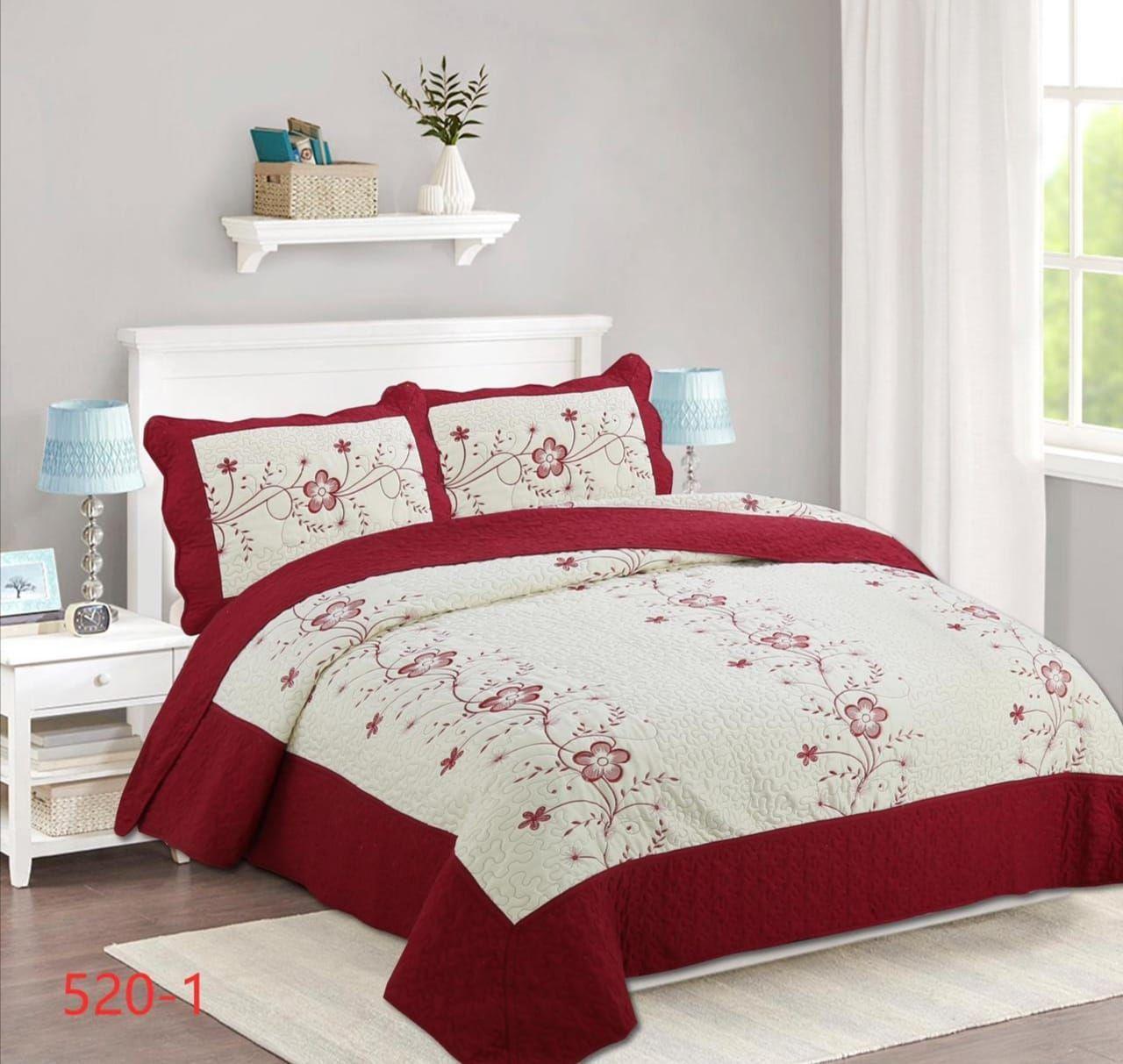 Cubrecama Quilt Verano King Rojo blanco dieño flores 520-1-1