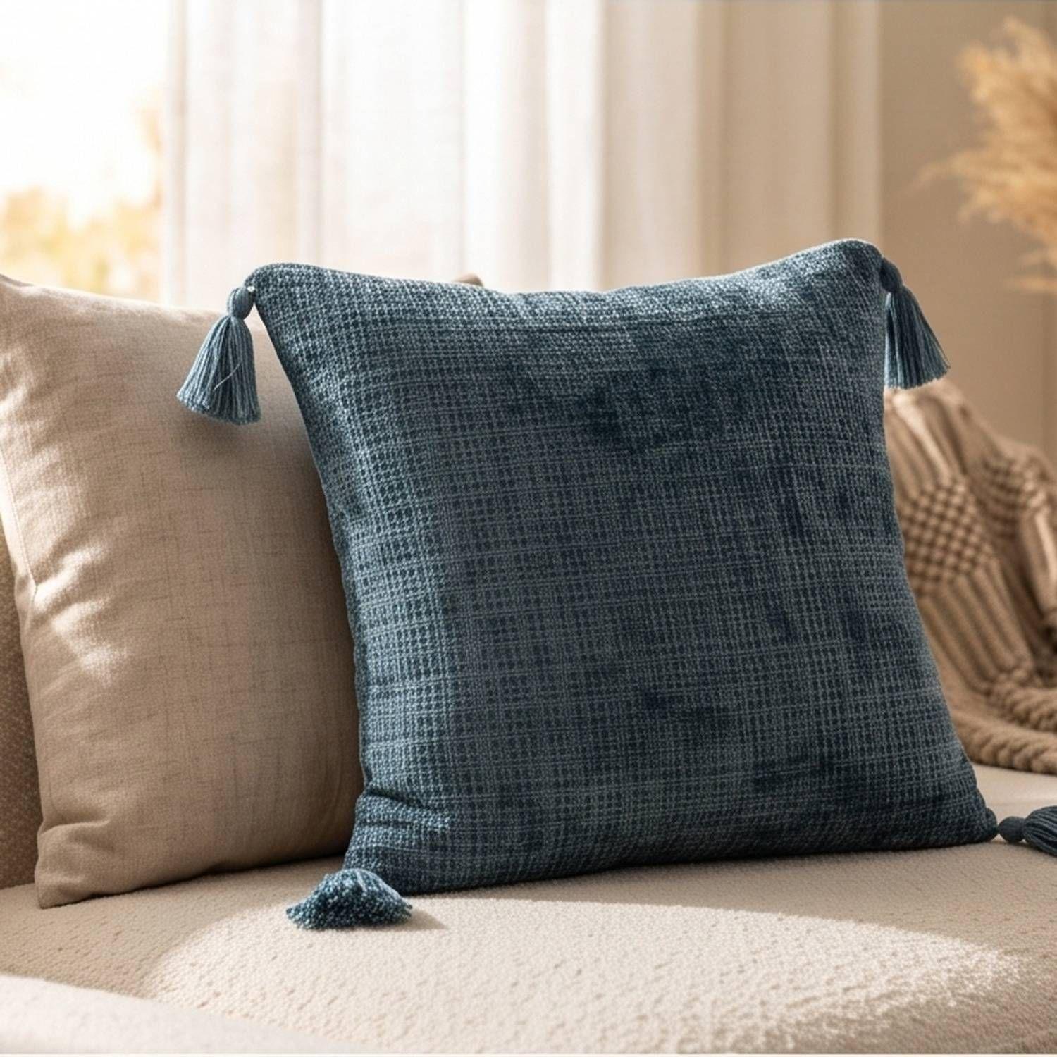 Set 2 Fundas de Cojín Chenille con Borlas Turquesa 45x45 cm Colección Capri Pantelleria-1