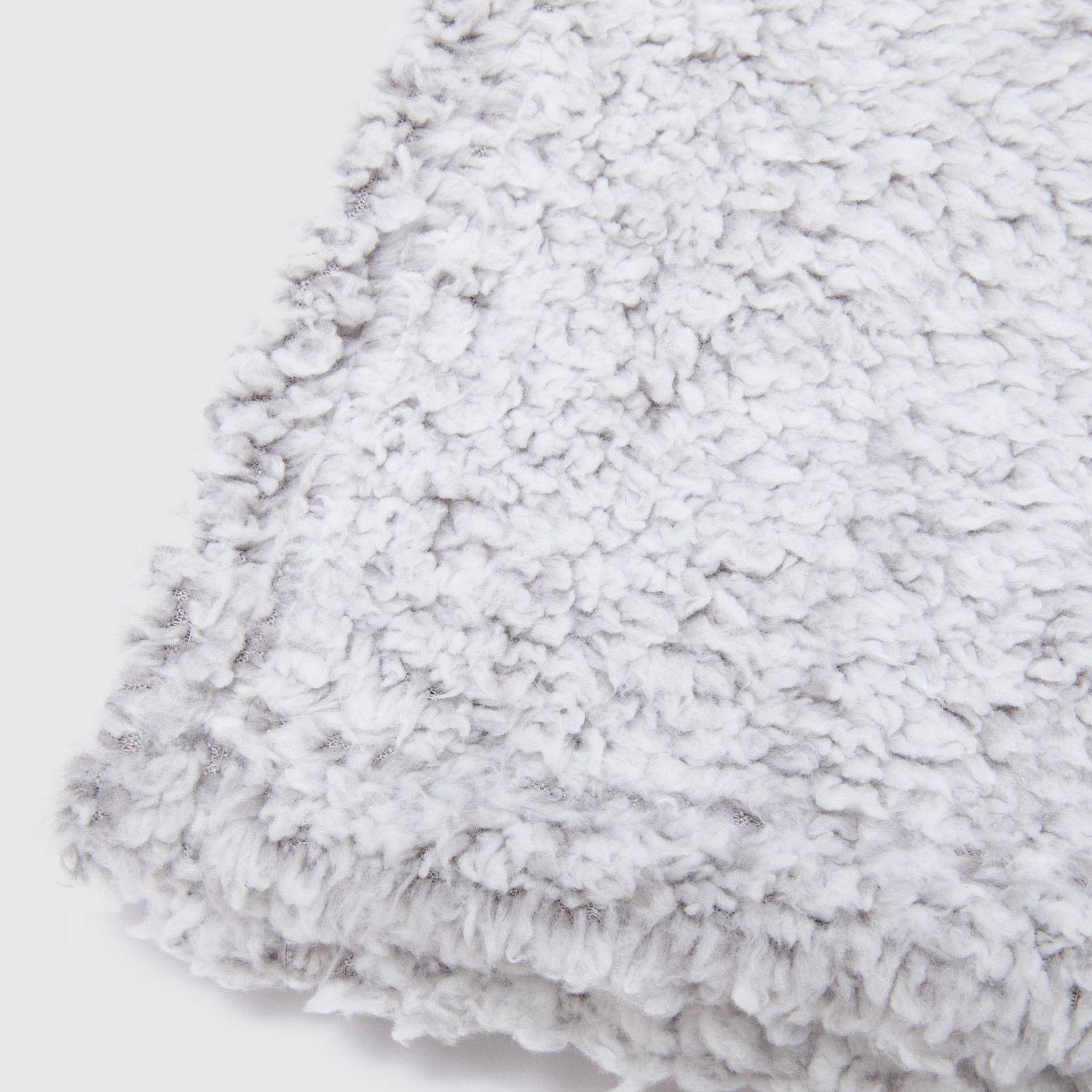 MANTA SHERPA ESTAMPADA GRIS-2