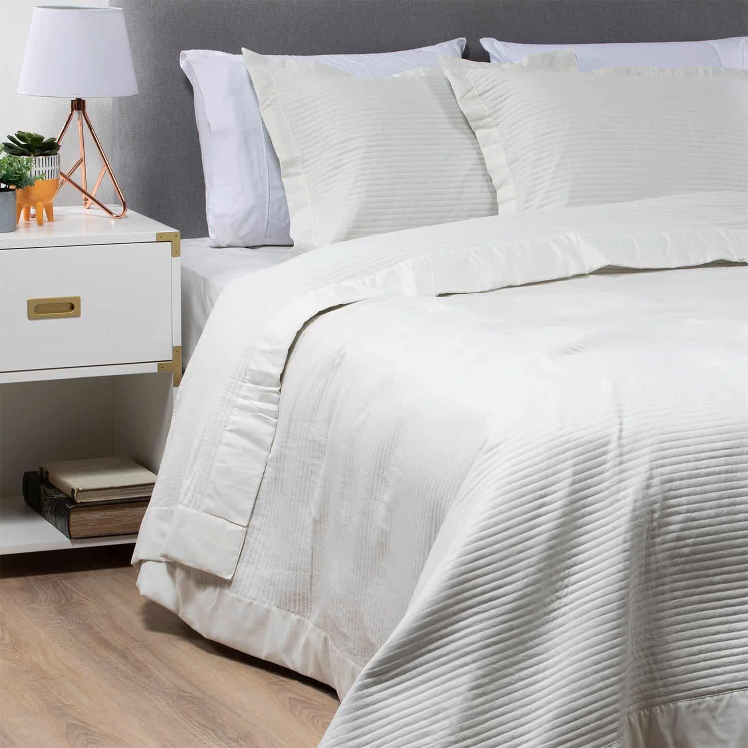 Cubrecama Bordado Premium Prewash Lineas-7