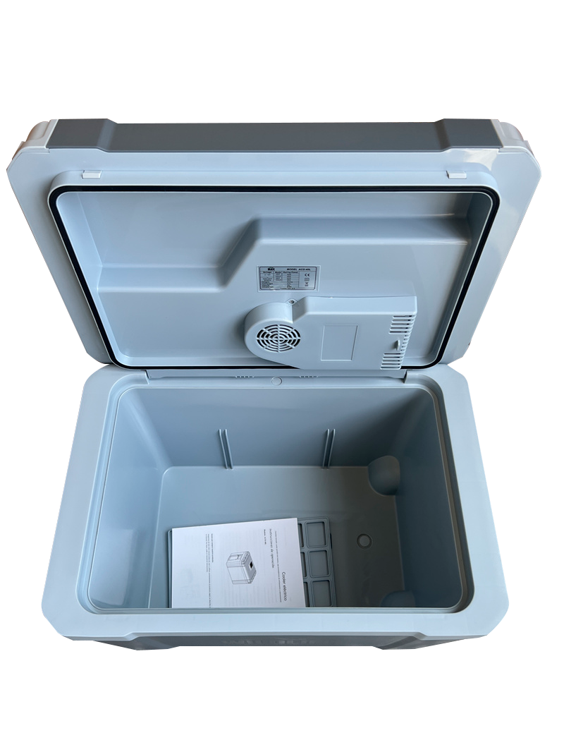 Cooler Wildcool Explorer 35L-8