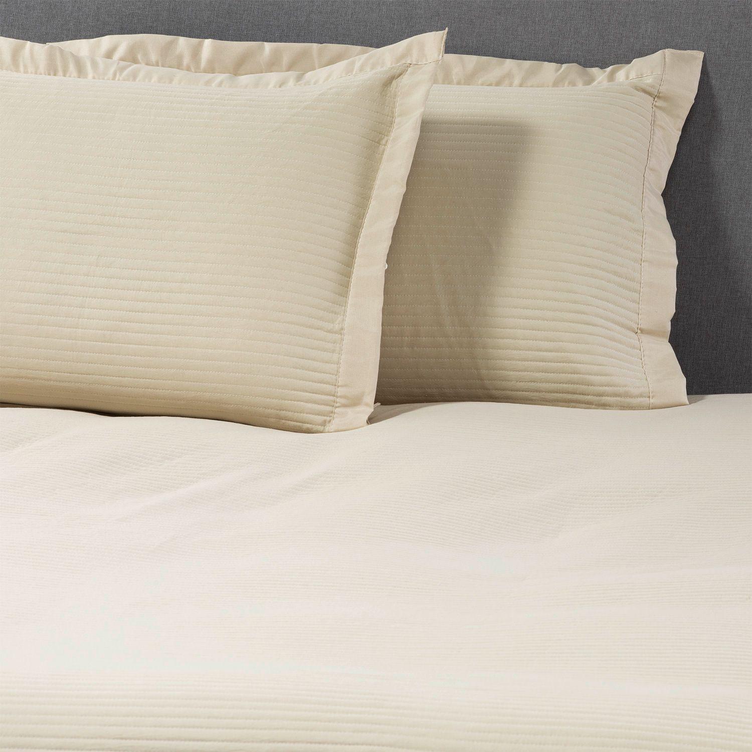 CUBRECAMA BORDADO PREWASH 2 PLAZAS CREMA-1