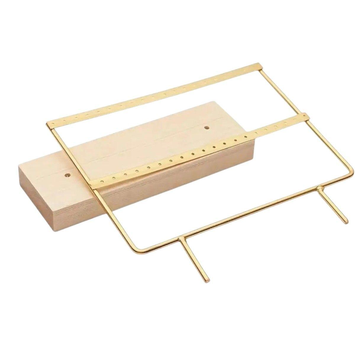 Organizador De Aretes Dorado Con Base De Madera Mediano-1