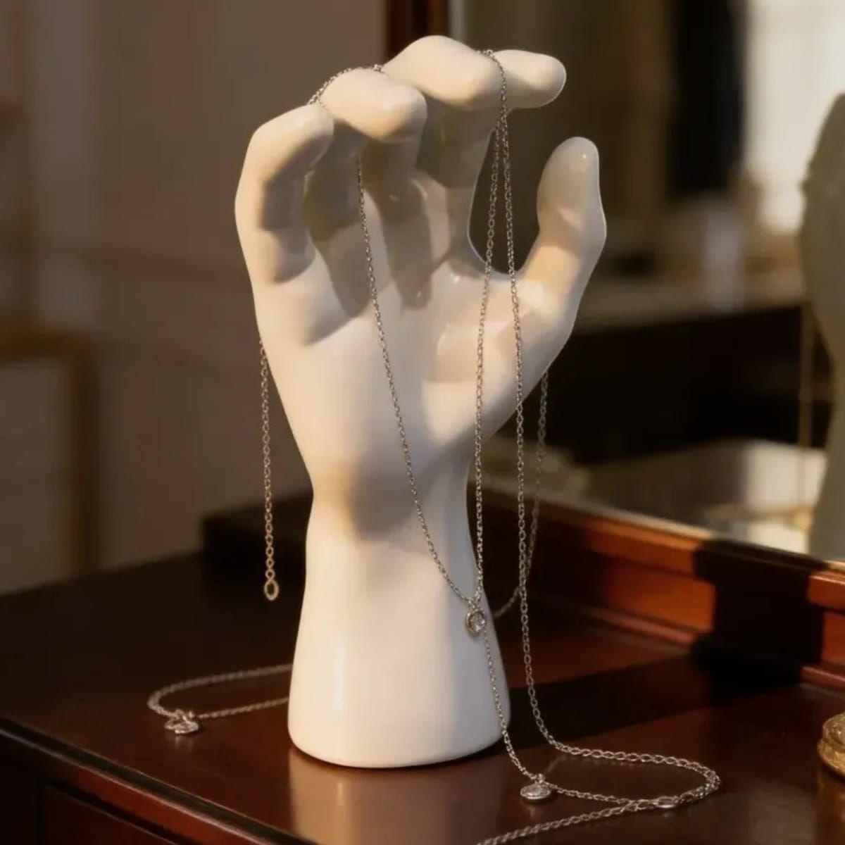 Mano Exhibidora De Joyería Blanca-1