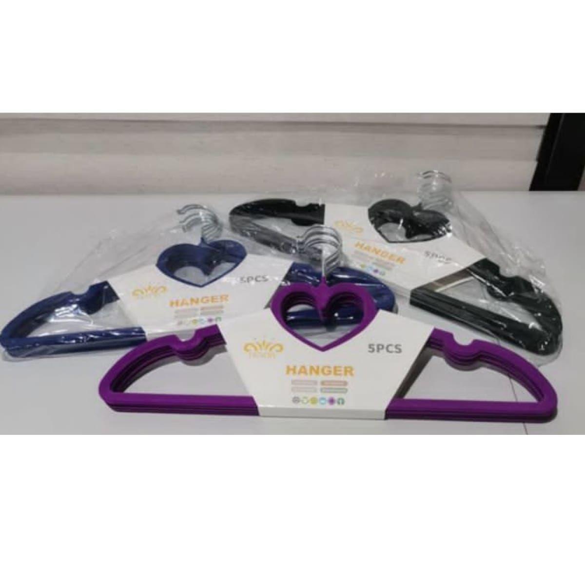 Kit 5 Colgadores Infantil Antideslizantes Diseño Corazón-1