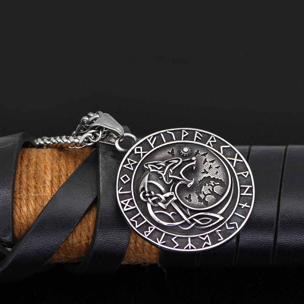 Collar Vikingo Runas Vegvisir Moon Lobo Hombre Moda 2024-2