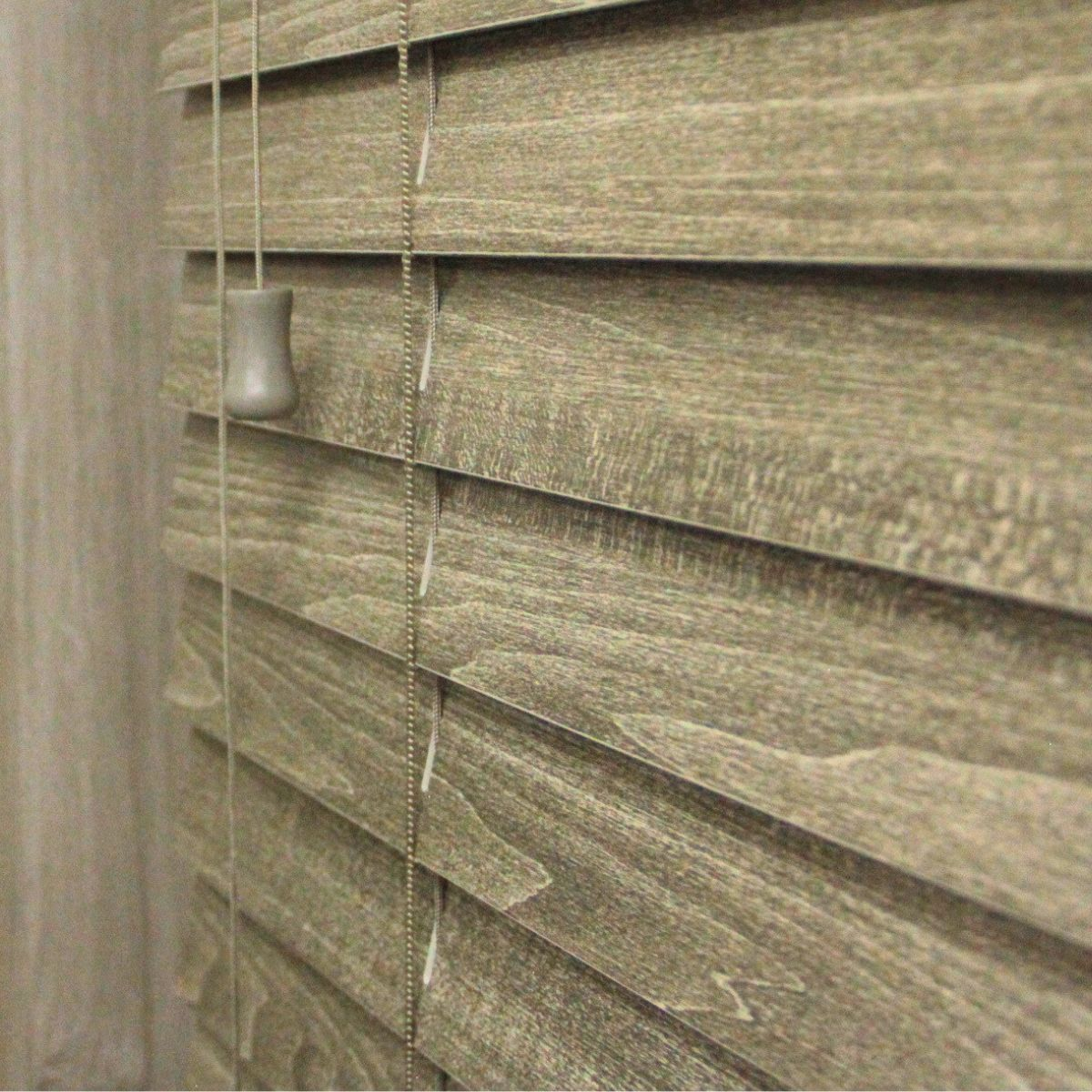 Persiana PVC Tipo Madera 50 MM 180X250 Cm Marmolado Texturado Aura-4