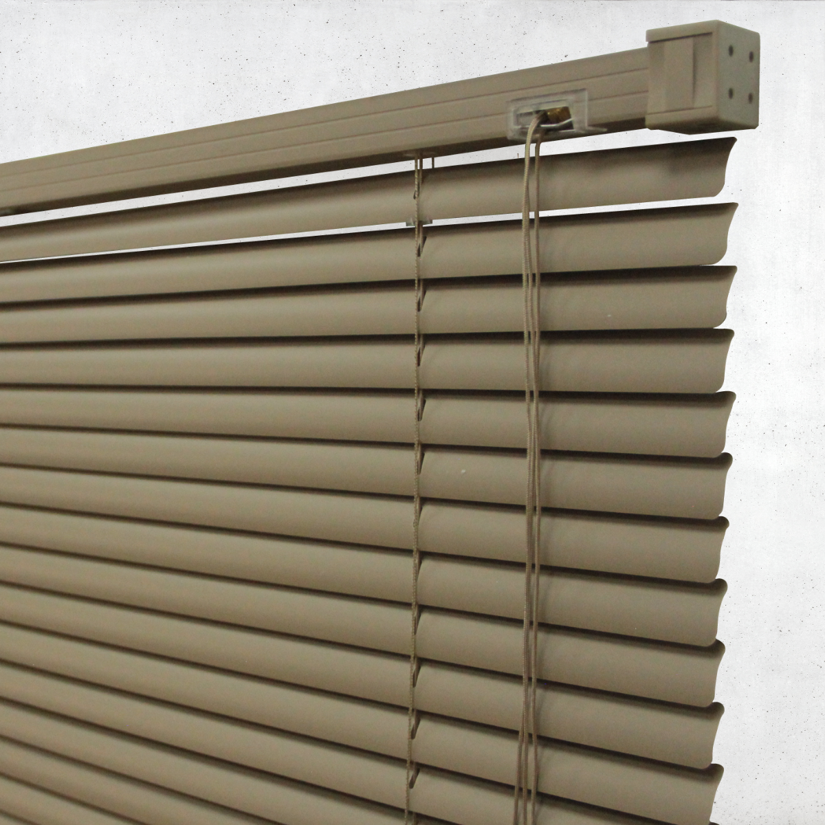 Persiana Veneciana Pvc 25MM 160X165 Cm Manual Capuccino Aura-4