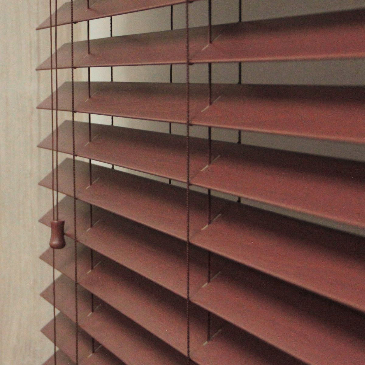 Persiana Imitación Madera 50 MM 180X165 Cm Cerezo Texturado Aura-4