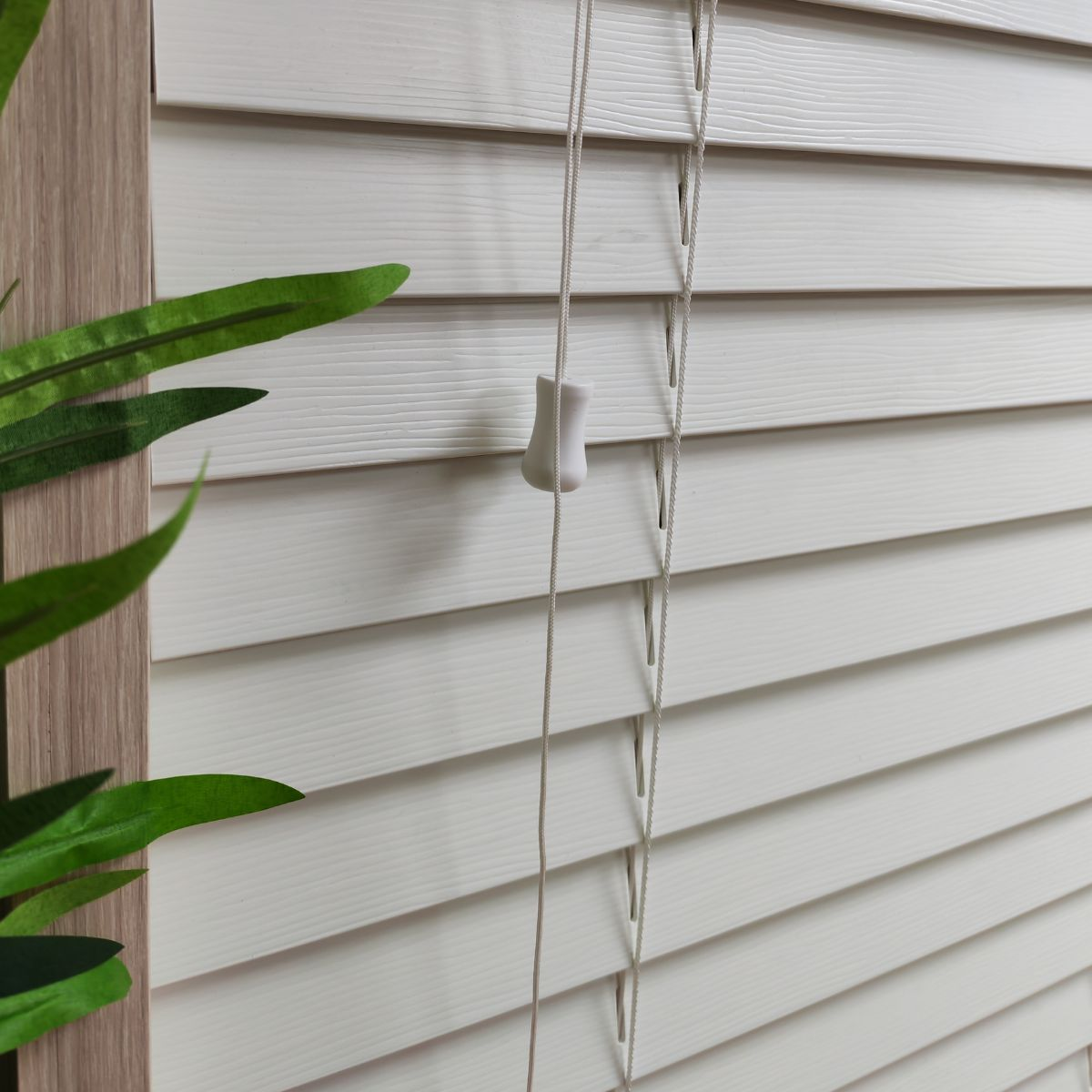 Persiana Imitación Madera 50 MM 180X165 Cm Blanco Texturado Aura-3