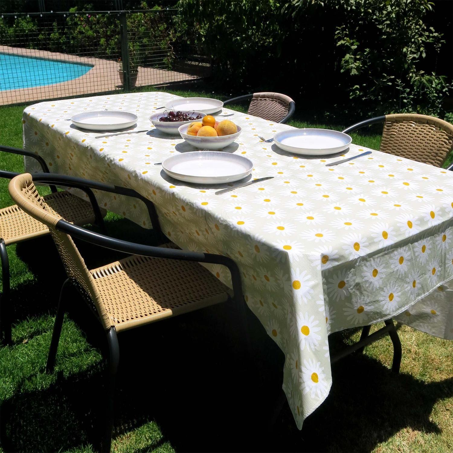 Juego de loza Blanca 16 pzs cerámica y Mantel PEVA Margarita 180x280-4