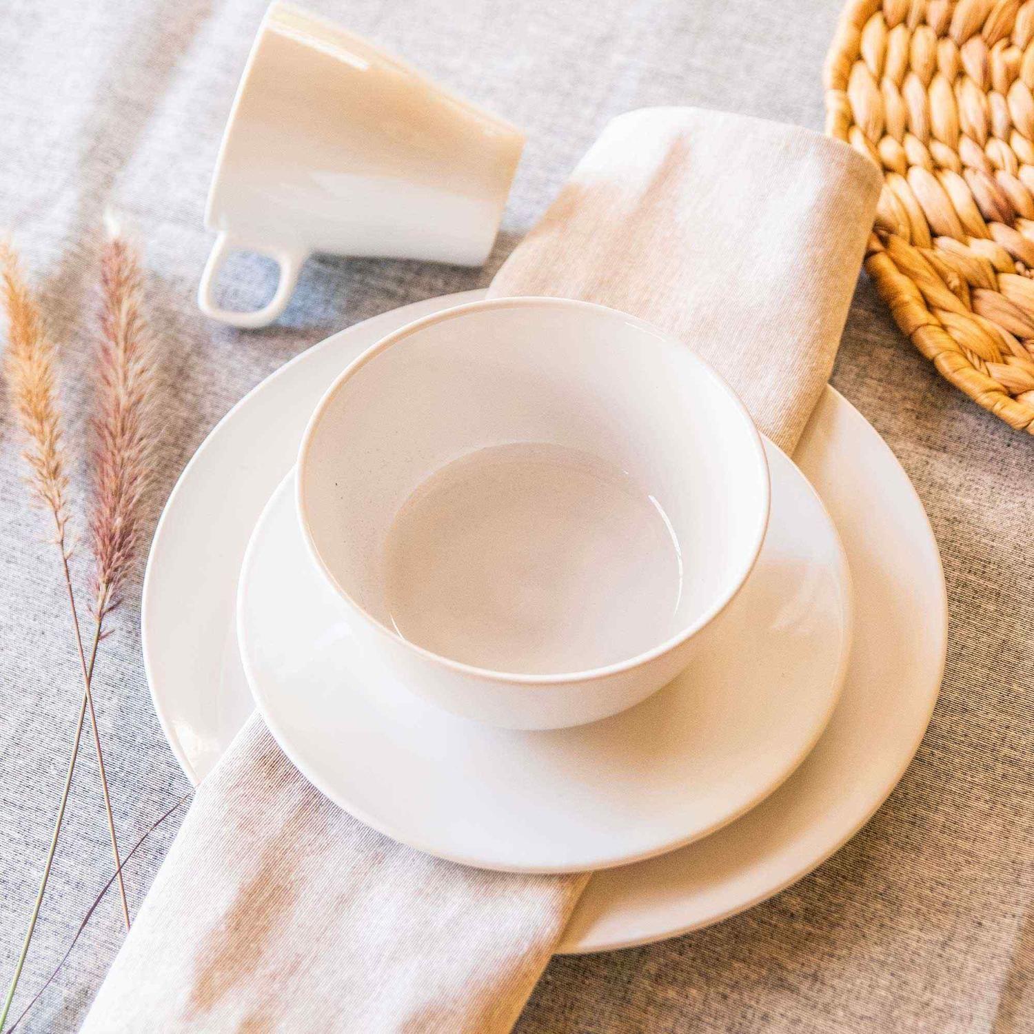 Juego de loza Blanca 16 pzs cerámica y Mantel PEVA Margarita 130x180-6