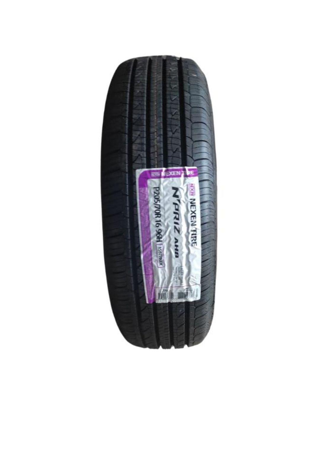 Neumatico 205/70 R16 Nexen Npriz Ah8 96h-1