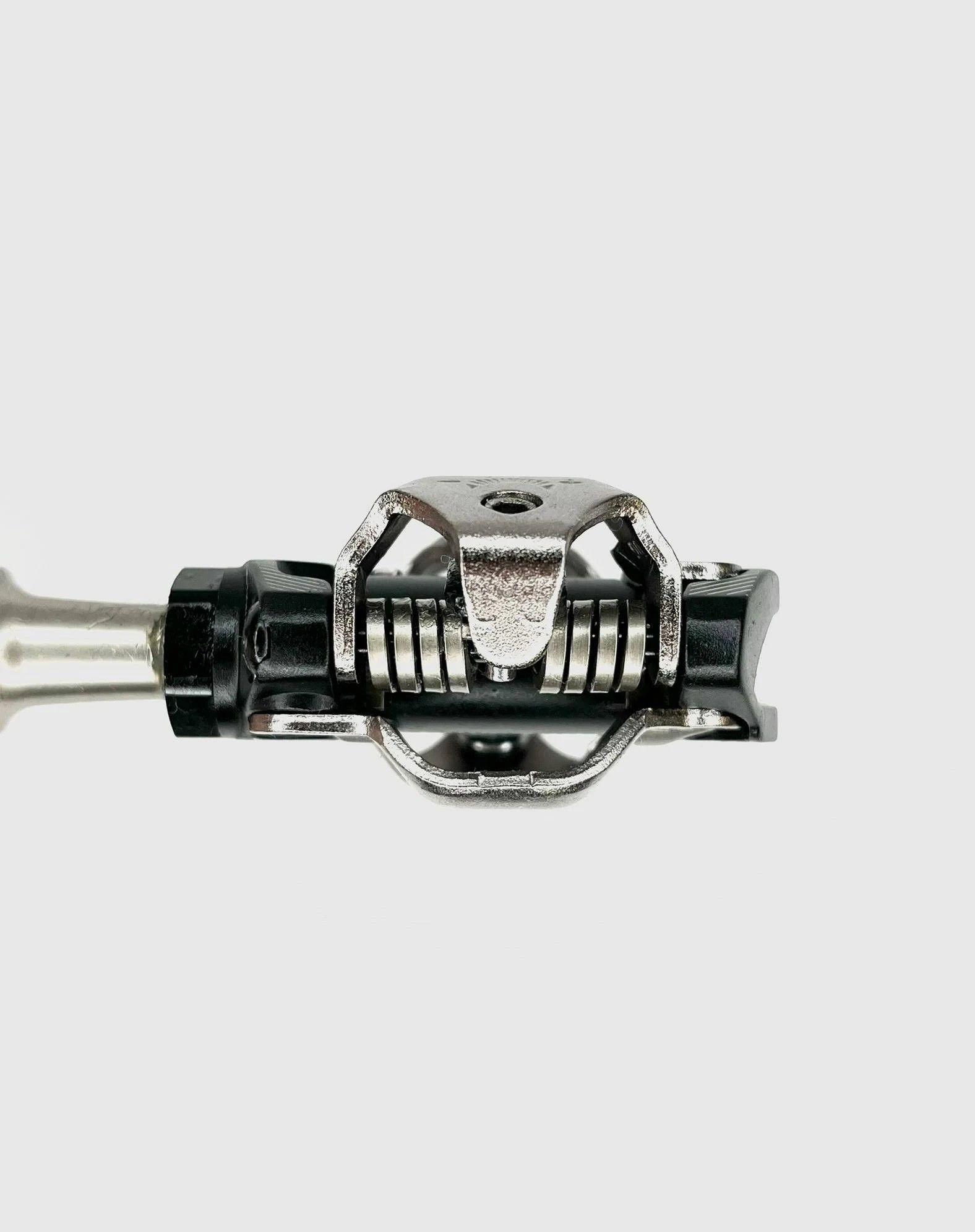 Pedales Shimano Deore Xt Pd-m8100 Spd Xc Mtb Con Calas Sh51-3