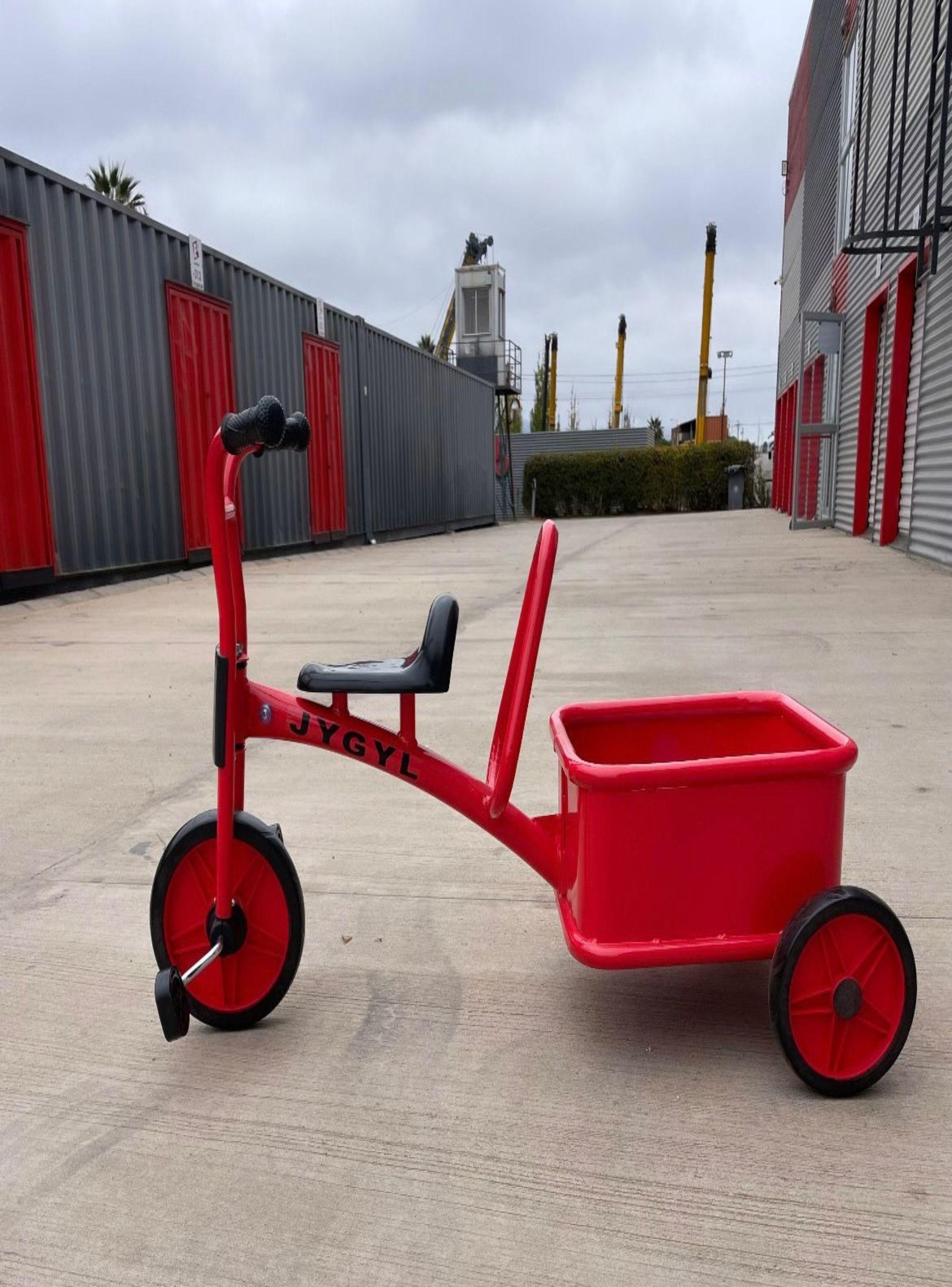 Triciclo con carro para juguetes-3
