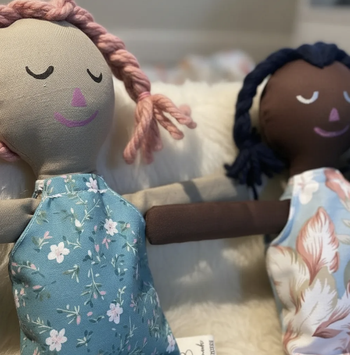 Muñecas de trapo para una infancia clásica Mónica & Emilia Montessori y Waldorf 32 cm Inclusión-6