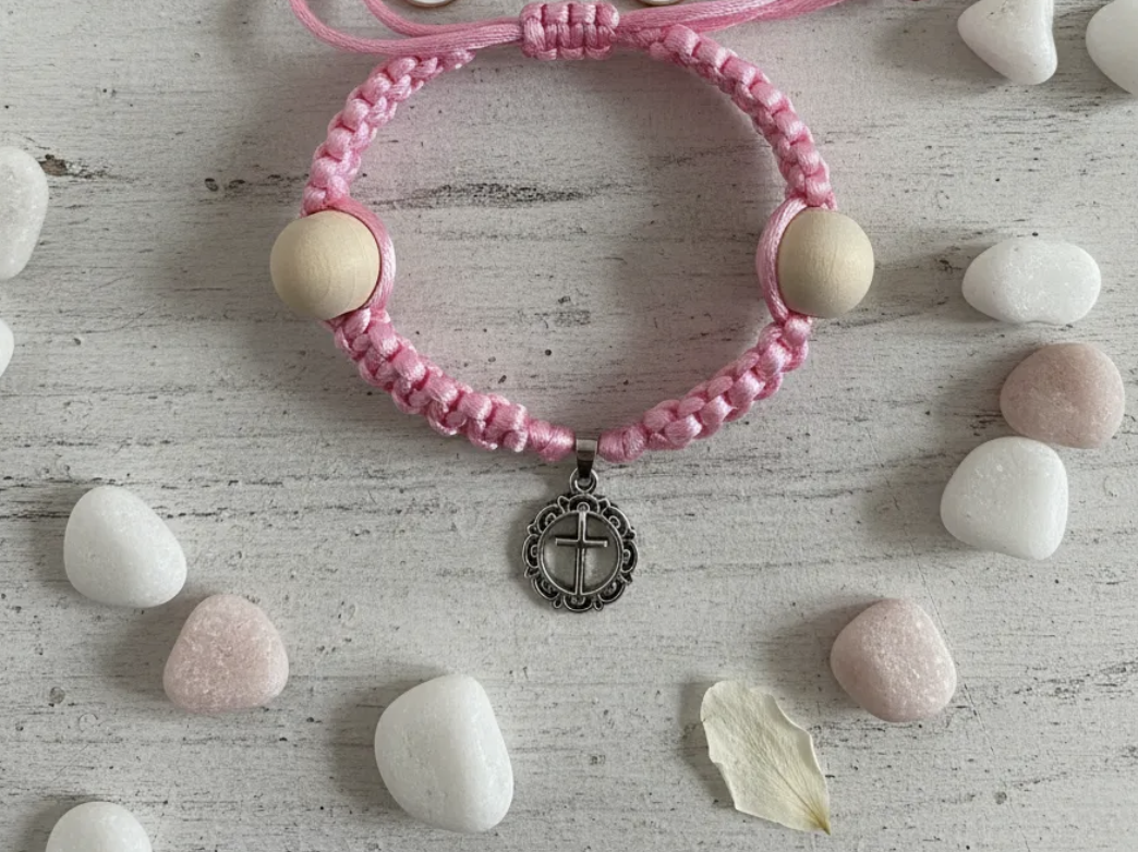 Pulsera Juvenil rosada macram y madera estilo Fancy-4