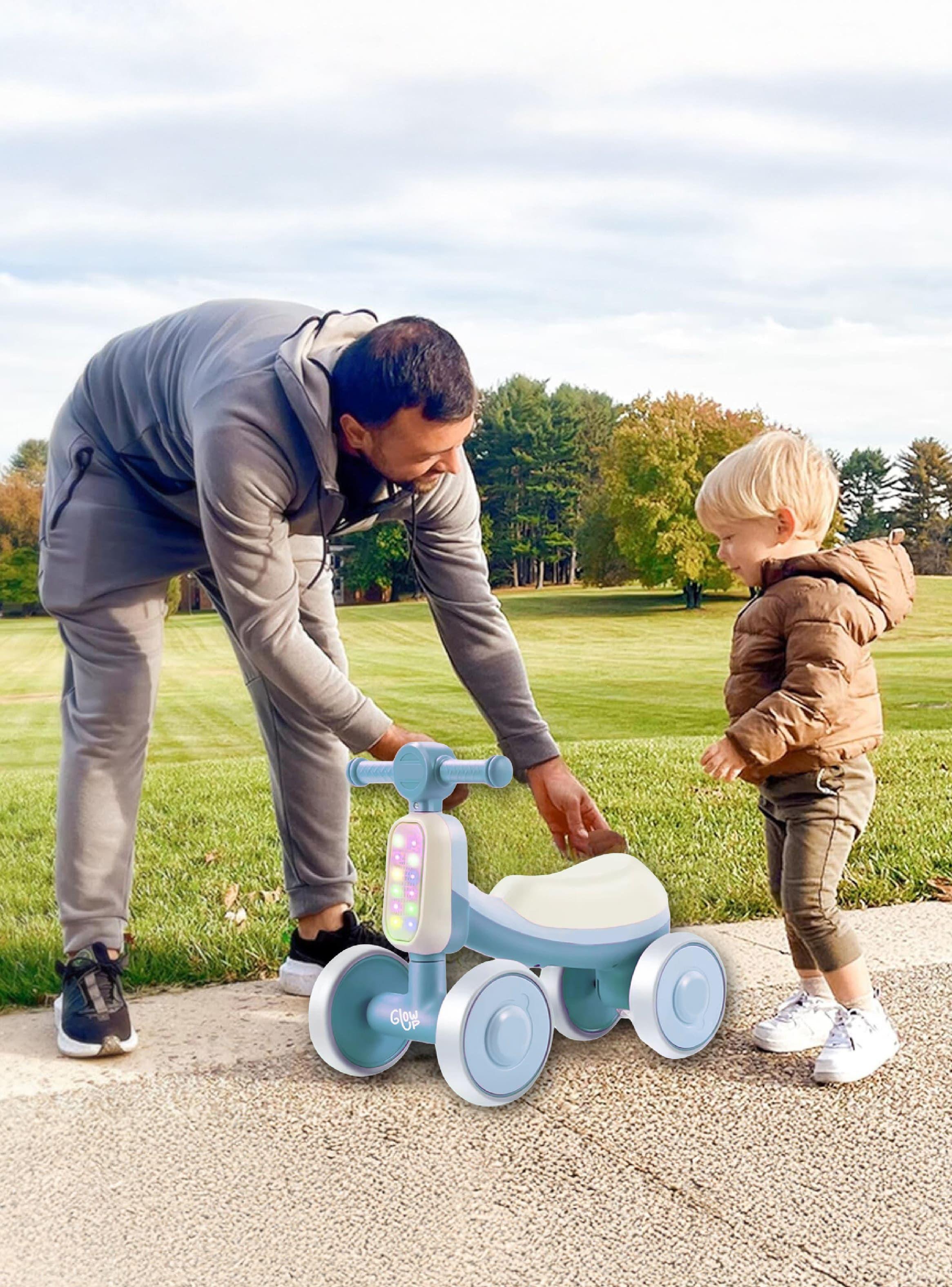 Triciclo Infantil con Luz y Sonido Bambi Azul GlowUp-1
