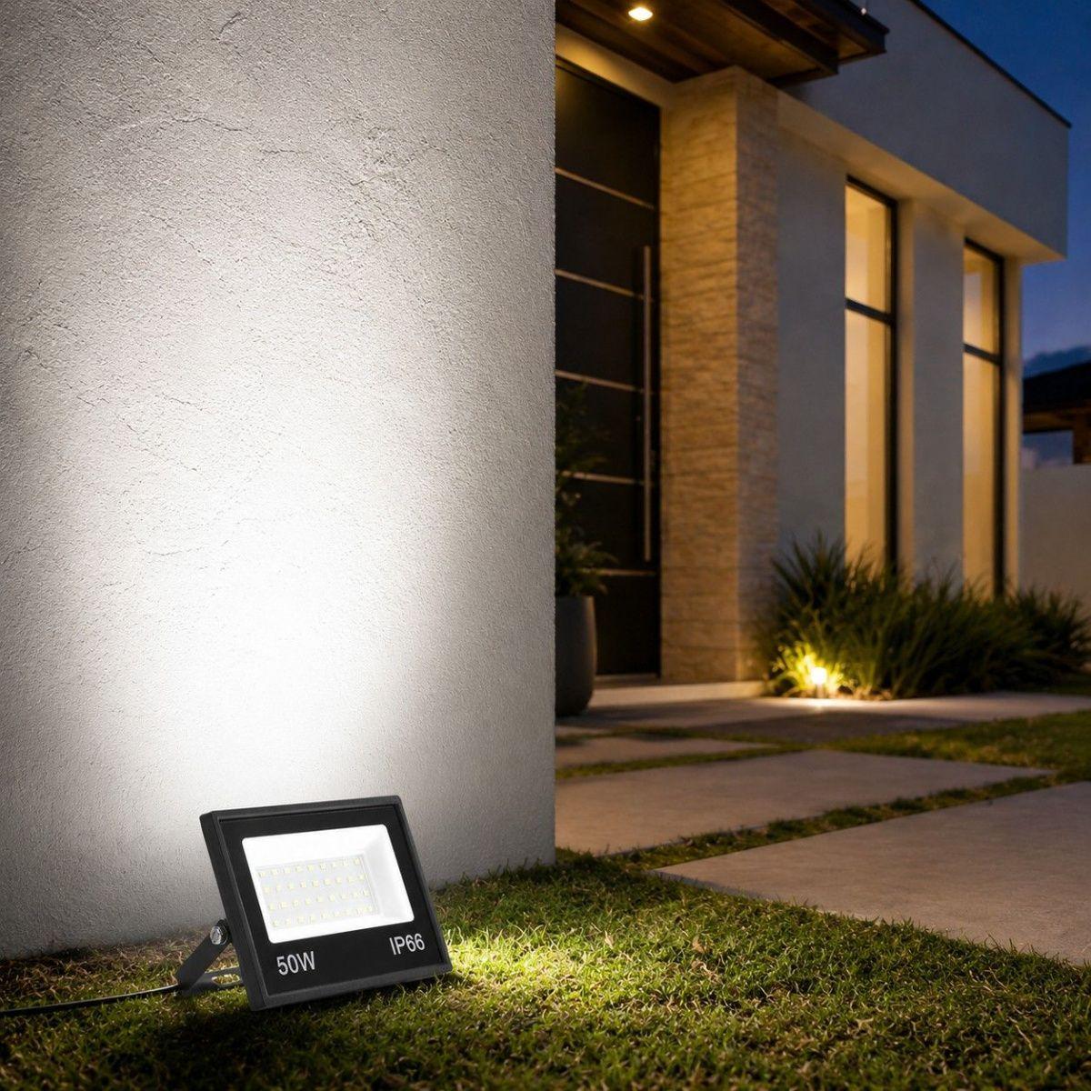 Foco Proyector De Área LED 50W 6000K Atlas IP66 IK08-3