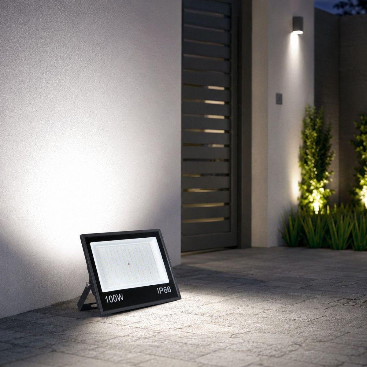 Foco Proyector De Área LED 100W 6000K Atlas IP66 IK08-3