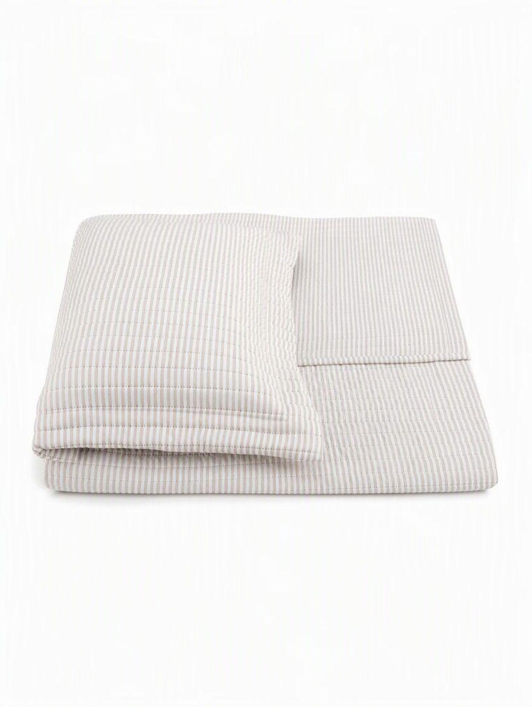 QUILT ANDES CATIONIC BEIGE KING-3