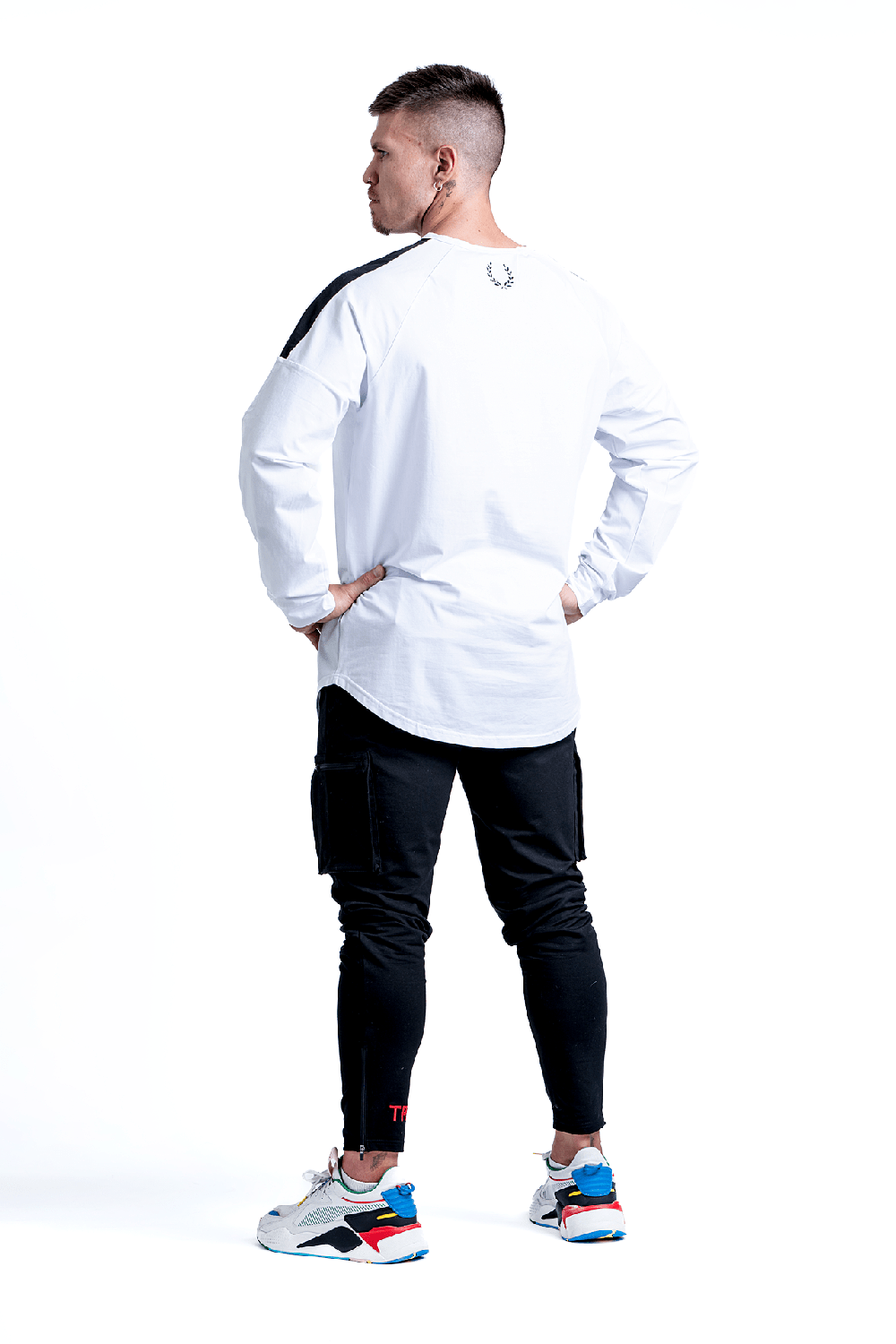 Polera Deportiva Force Manga Larga Blanca-1