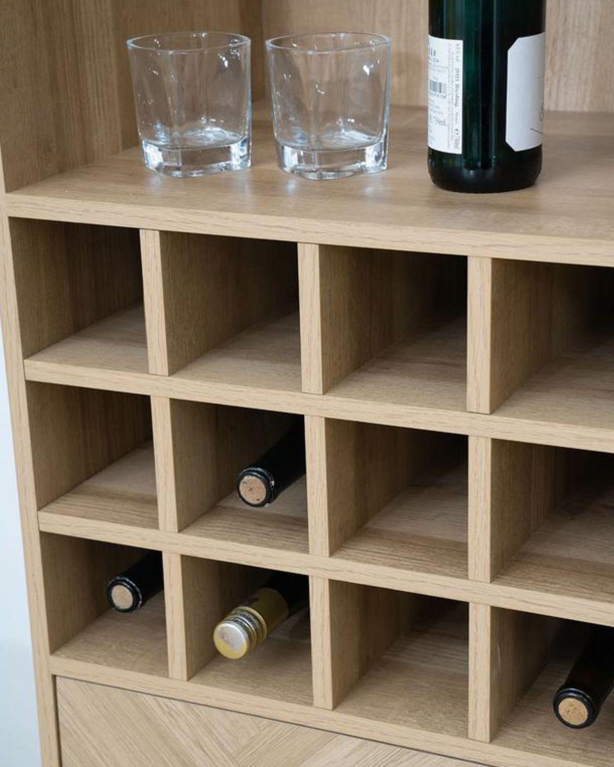 BAR VERTICAL DE MADERA ESTILO INDUSTRIAL-2