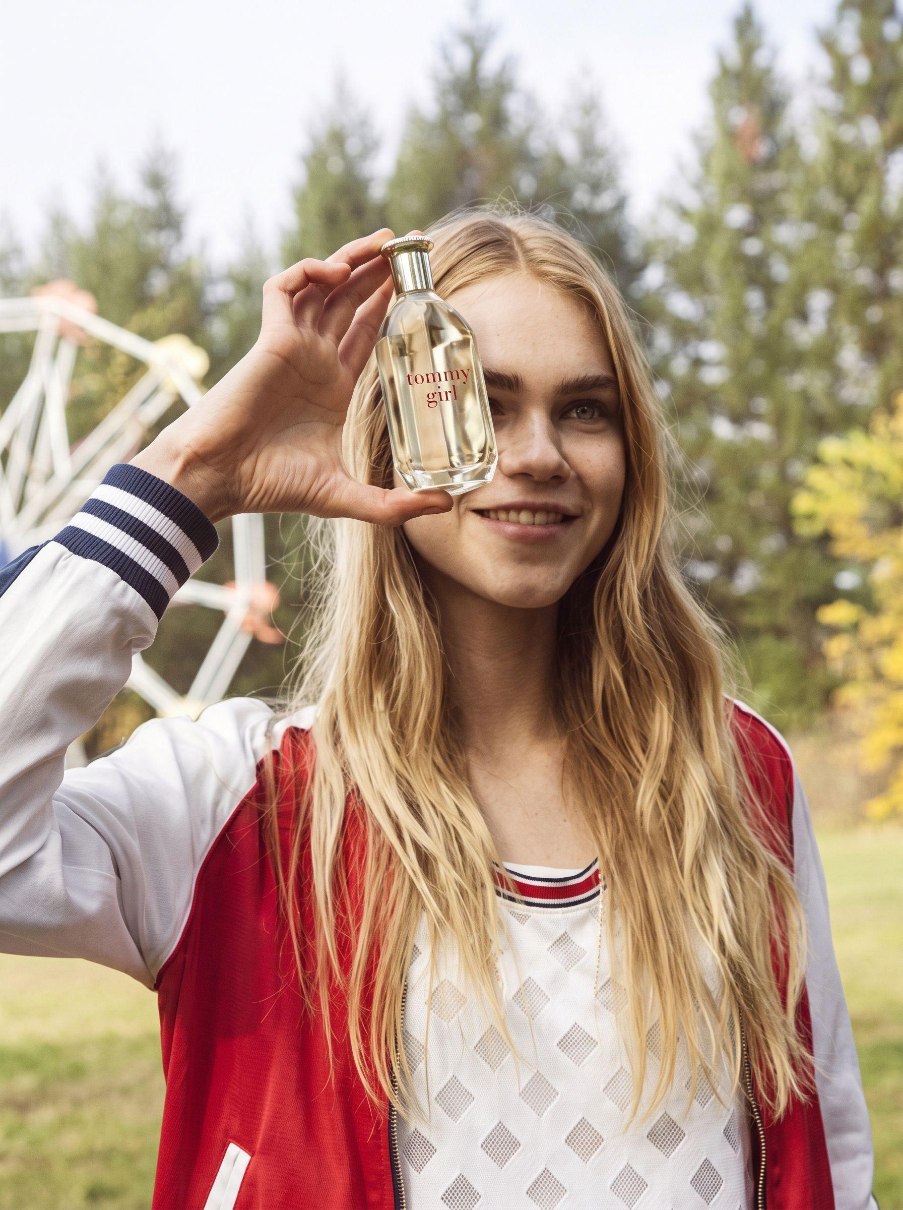 Perfume Tommy Hilfiger Tommy Girl EDT 100 ML Sin Celofan-2