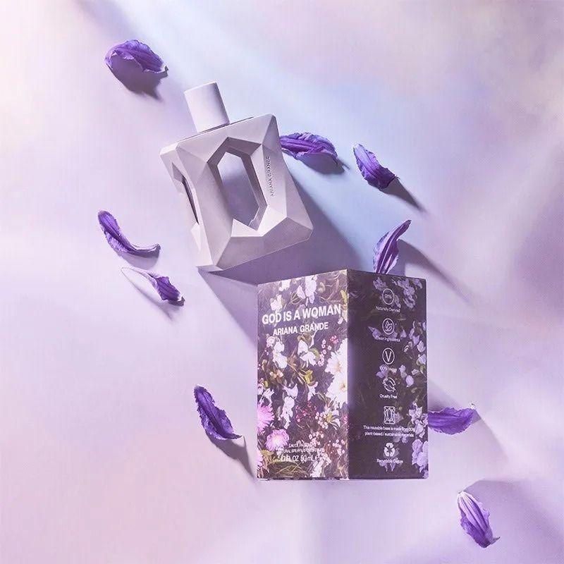 Perfume Mujer Ariana Grande God Is A Woman EDP 50 ML -3