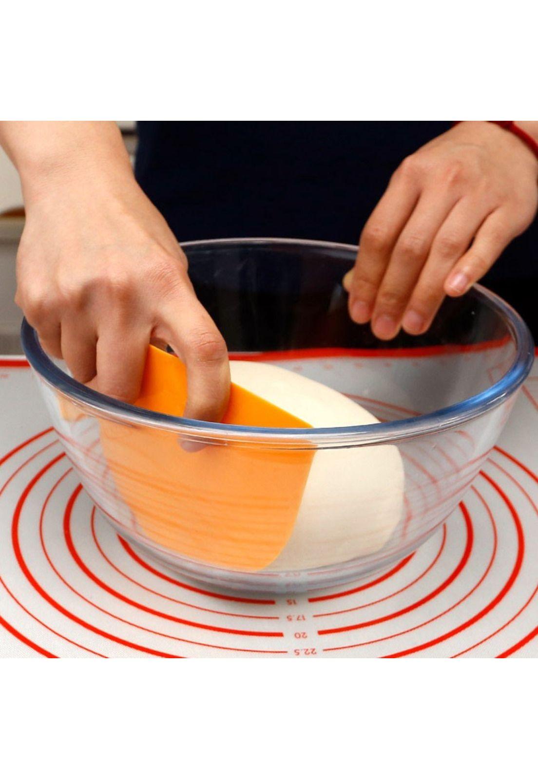 Raspador De Masa Plastico Curvo 13X10 Cm-2