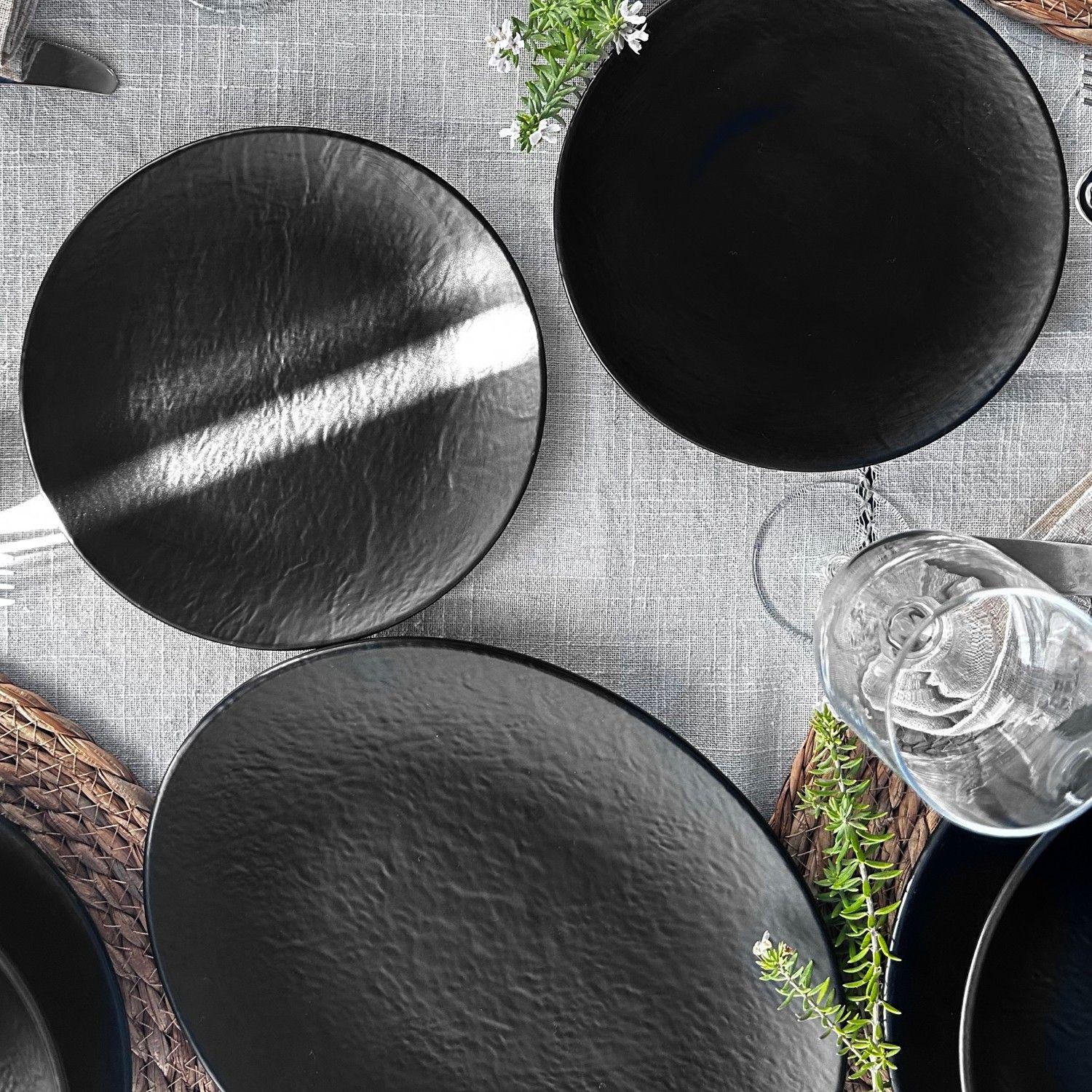 SET DE 6 PLATOS MELAMINA NEGRA 23 CM LÍNEA TILDA-4