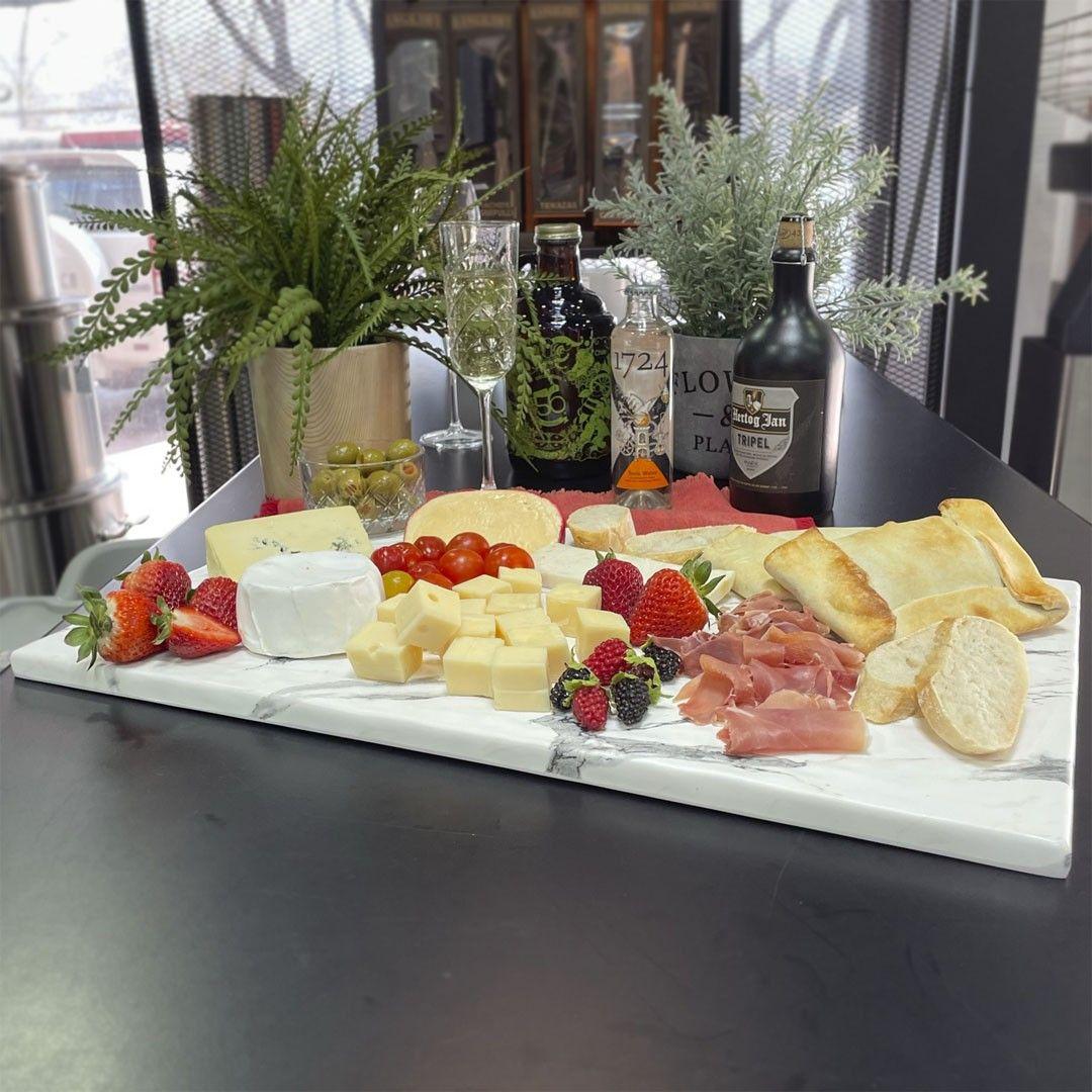 TABLA EXHIBICIÓN MELAMINA RECTANGULAR MÁRMOL BLANCO 53X32X1 CM-2