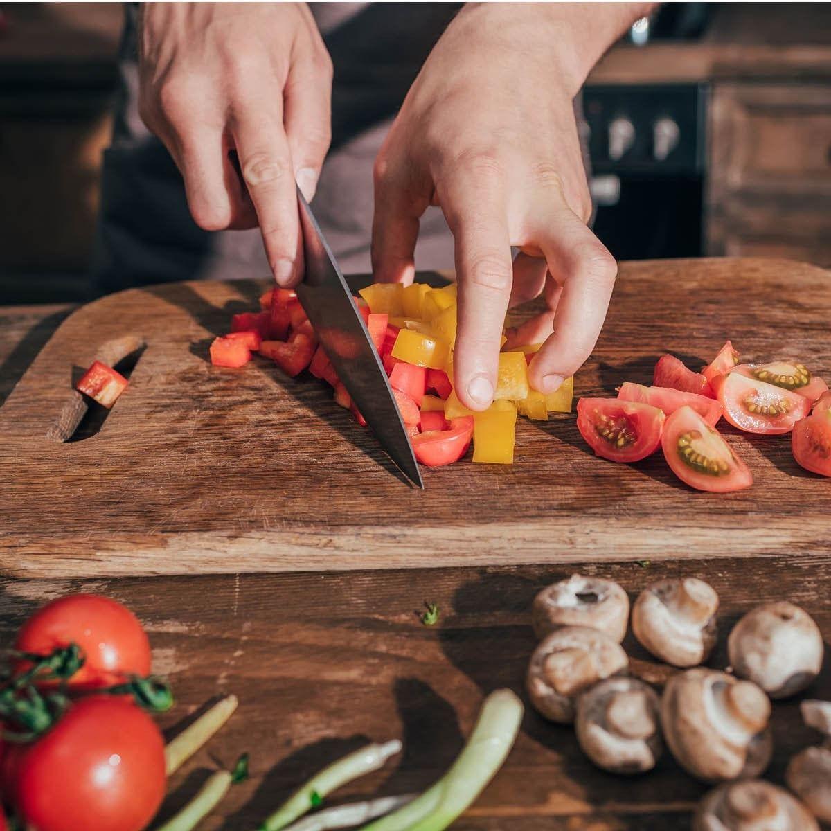 CUCHILLO MEDIO GOLPE NEGRO HOJA DE 25,4 CMS.-2