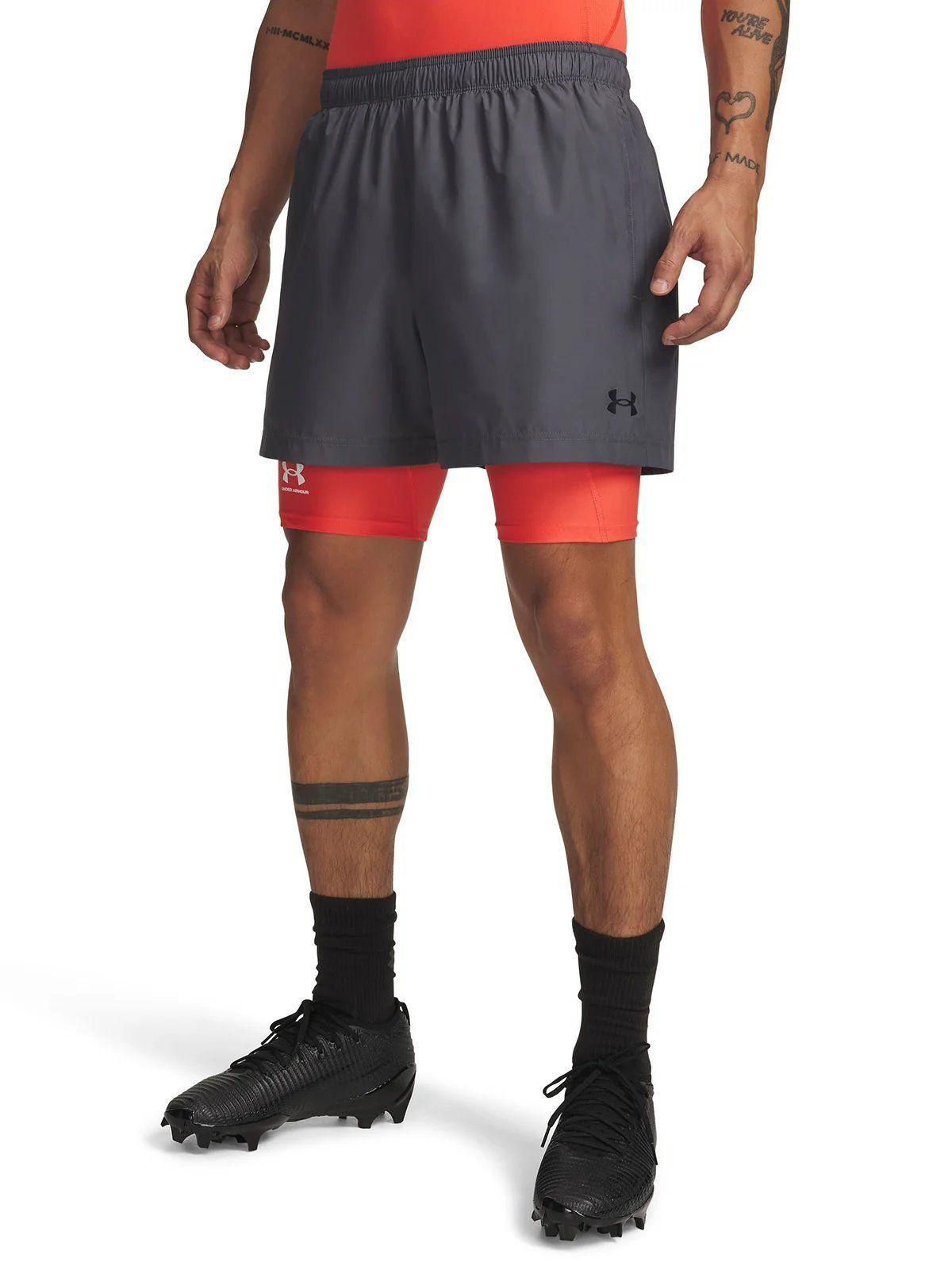 SHORT UNDER ARMOUR WOVEN TECH 5 NEGRO HOMBRE | 6009712-025-0