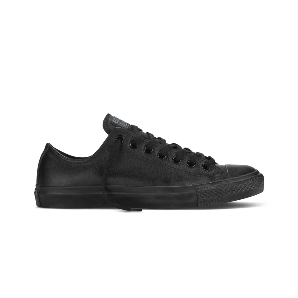 ZAPATILLAS CONVERSE CUERO CHUCK TAYLOR CLASSIC UNISEX | 135-0
