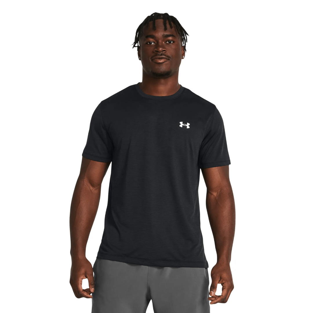 POLERA UNDER ARMOUR  LAUNCH HOMBRE 1382582-001-3