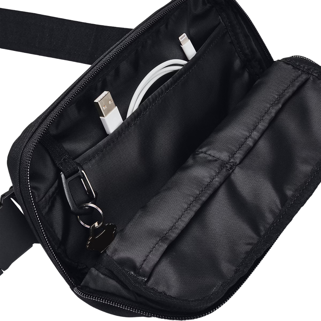 BANANO UNDER ARMOUR ESSENTIAL | 1378418-001-4